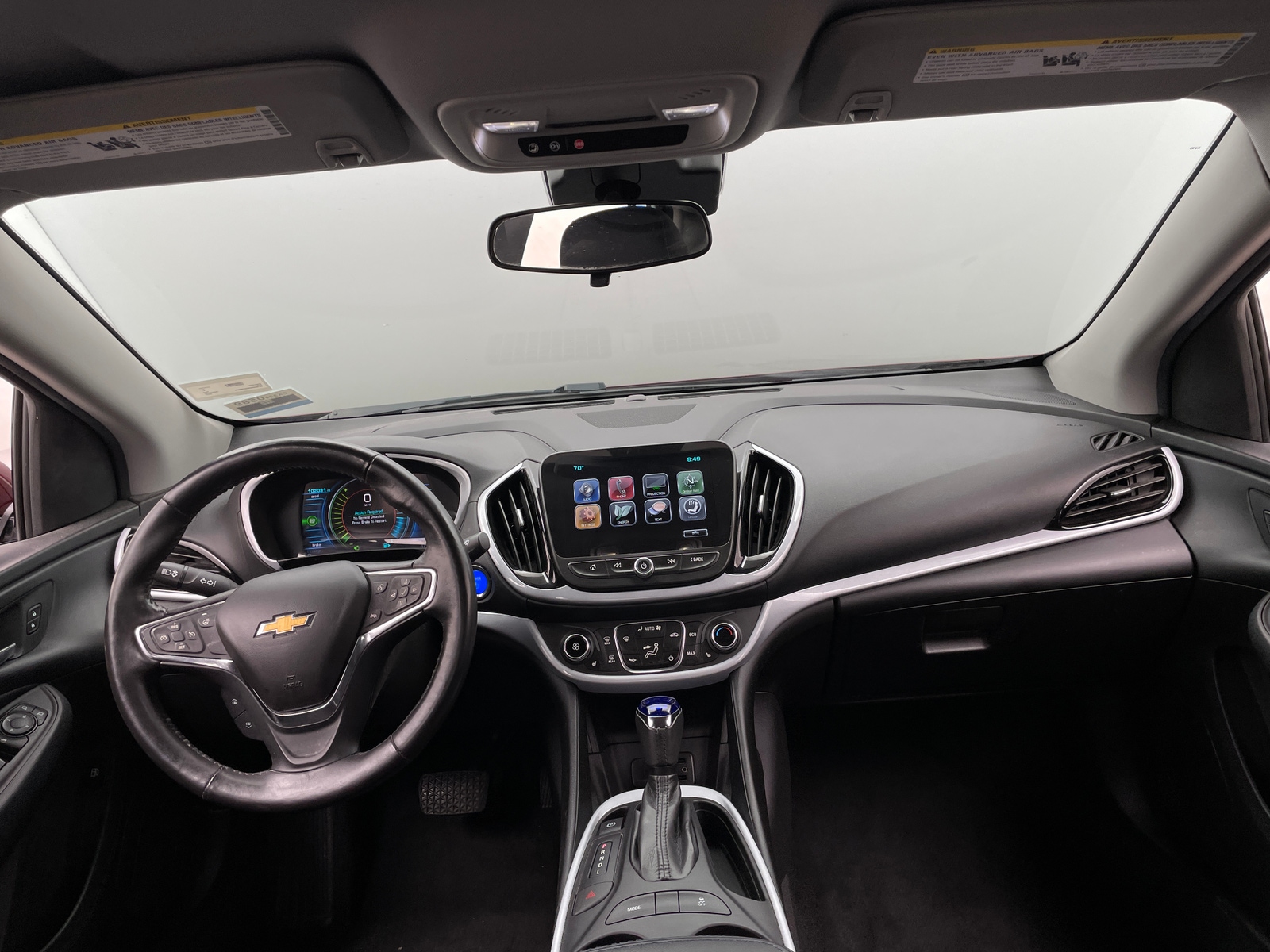 Thumbnail: 2017 Chevrolet Volt - 3