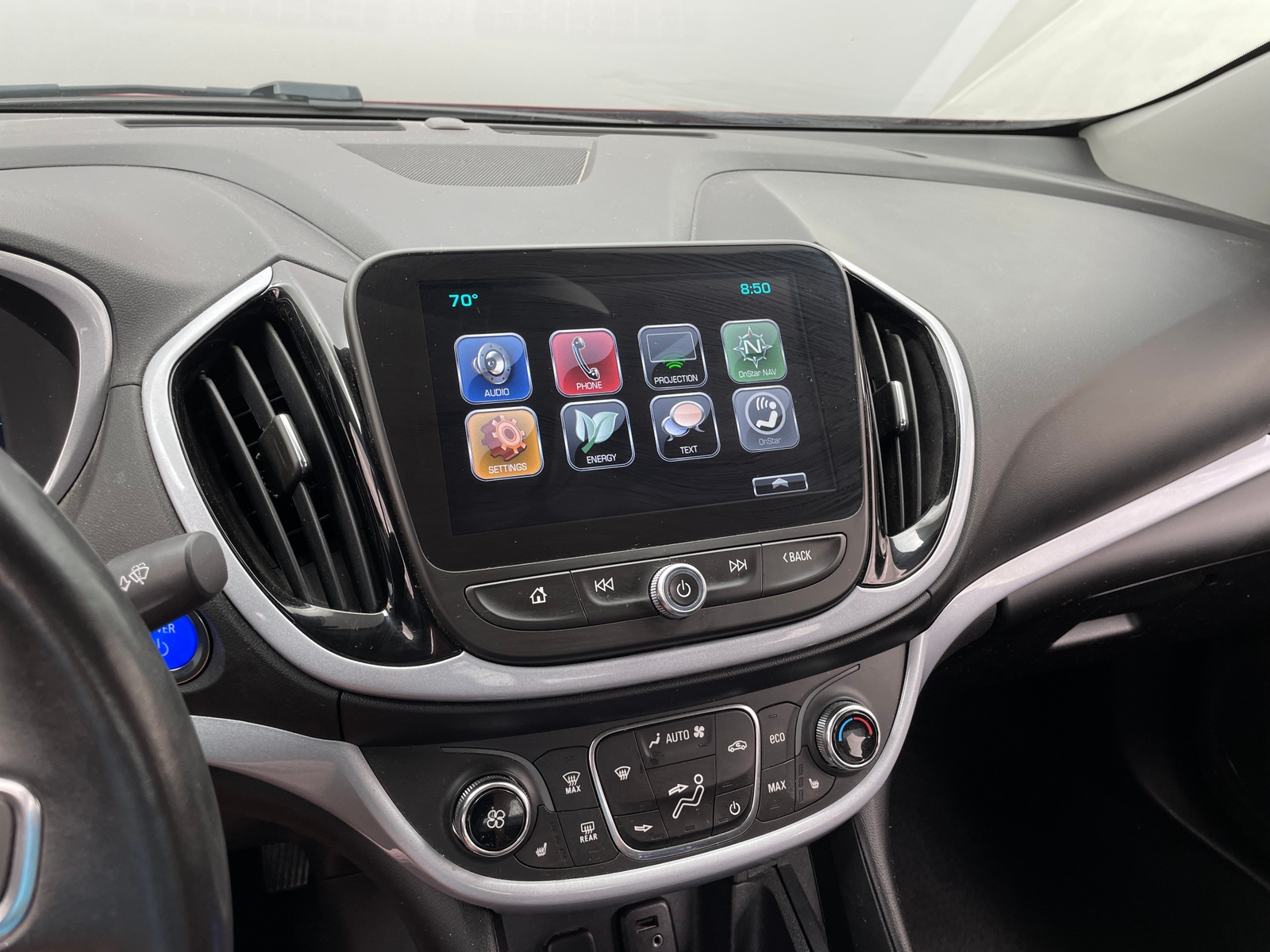 Thumbnail: 2017 Chevrolet Volt - 4