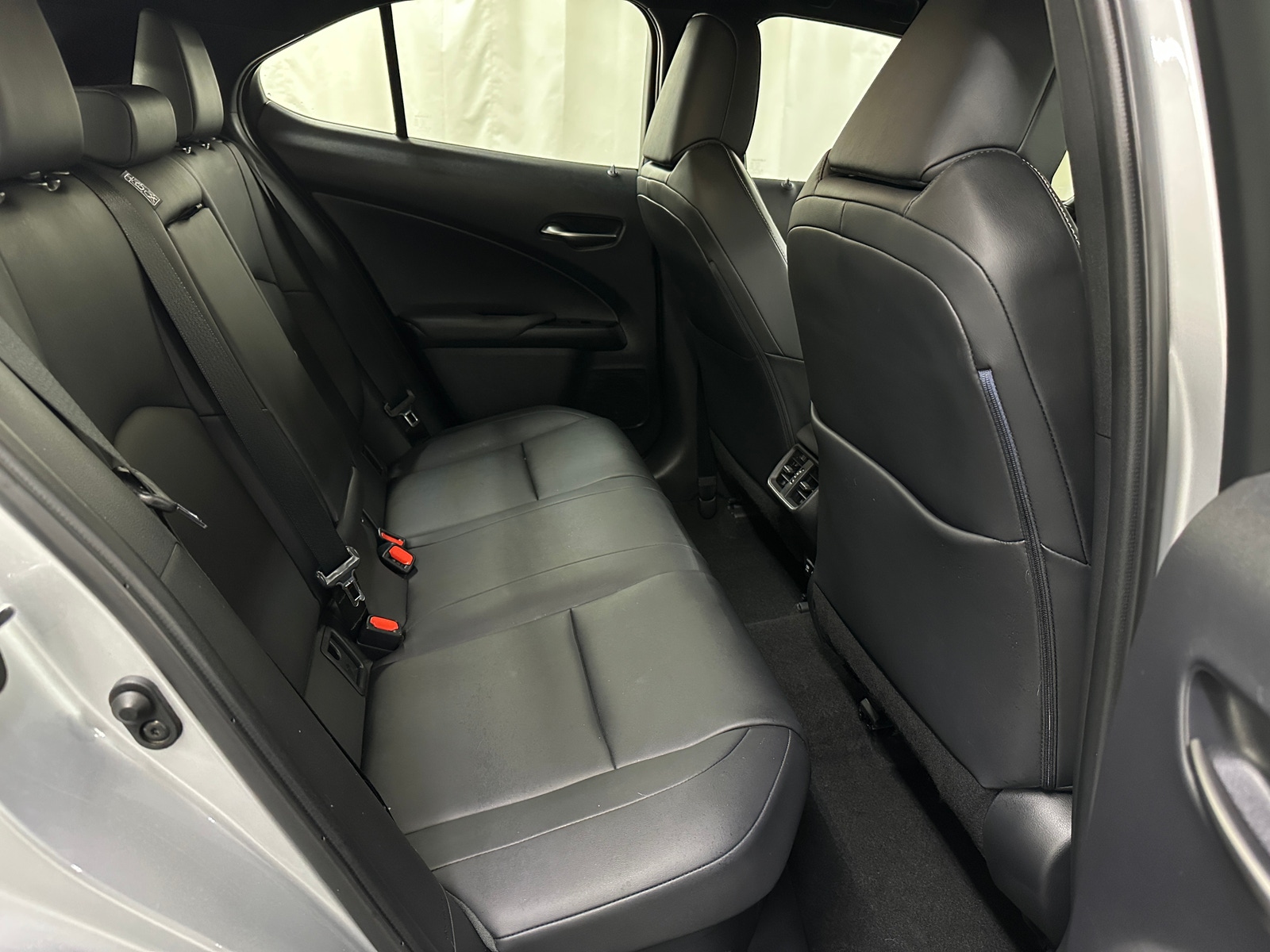 Thumbnail: 2019 Lexus UX - 5