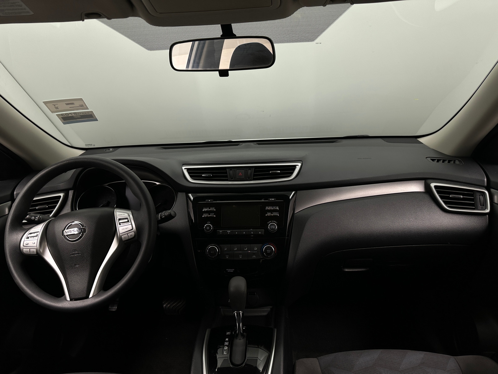 Thumbnail: 2015 Nissan Rogue - 3