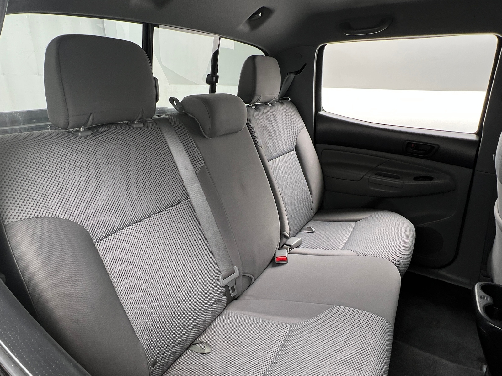Thumbnail: 2015 Toyota Tacoma - 6