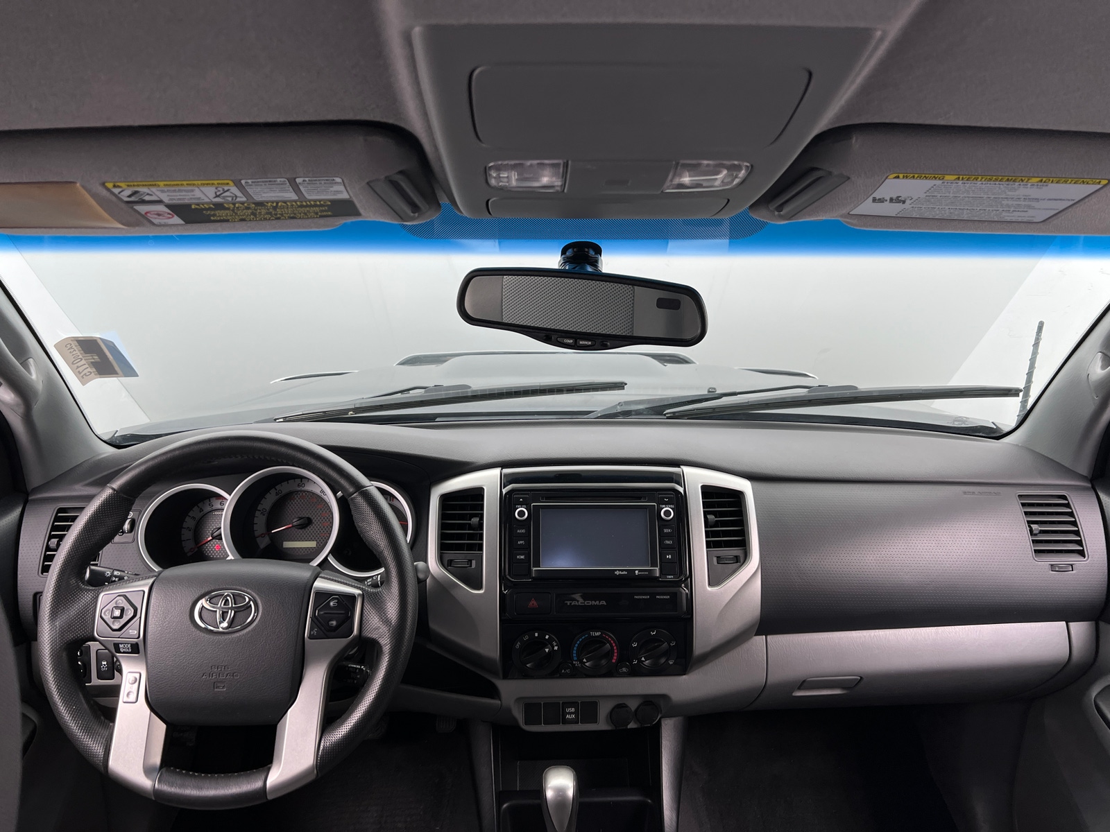 Thumbnail: 2015 Toyota Tacoma - 3