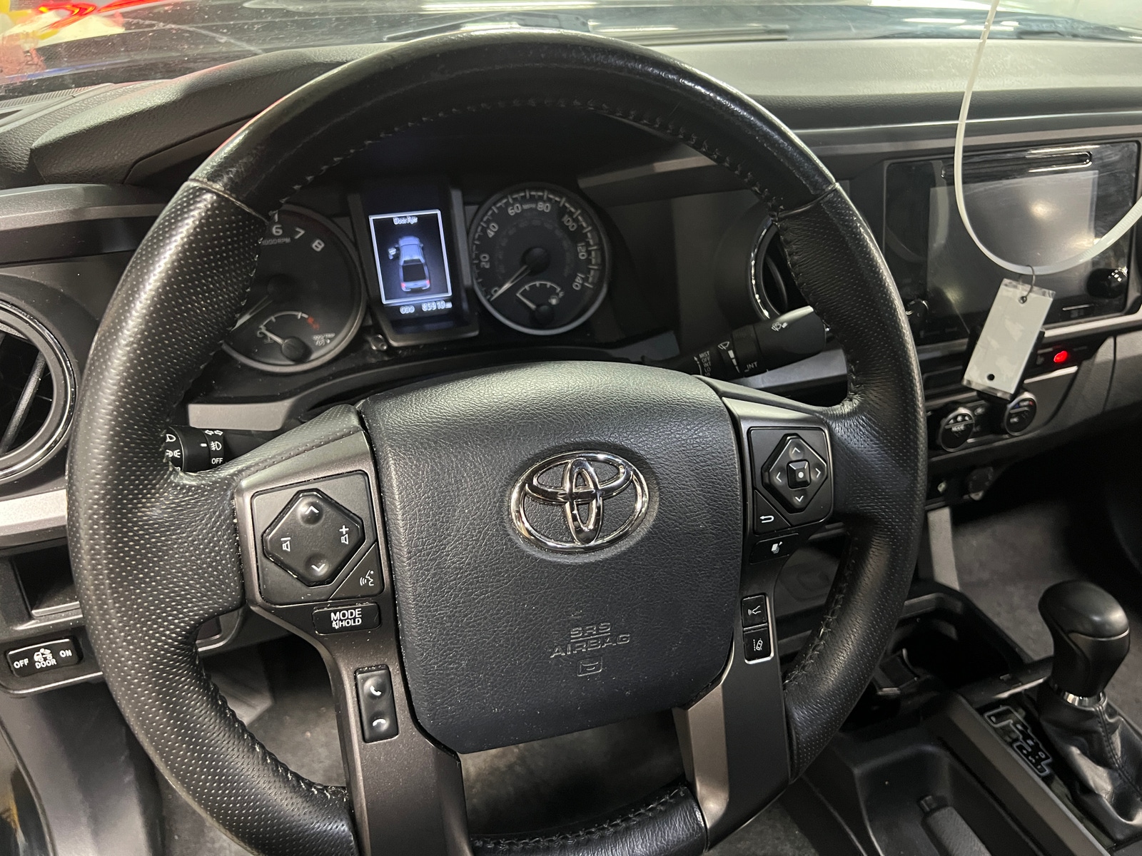 Thumbnail: 2019 Toyota Tacoma - 5