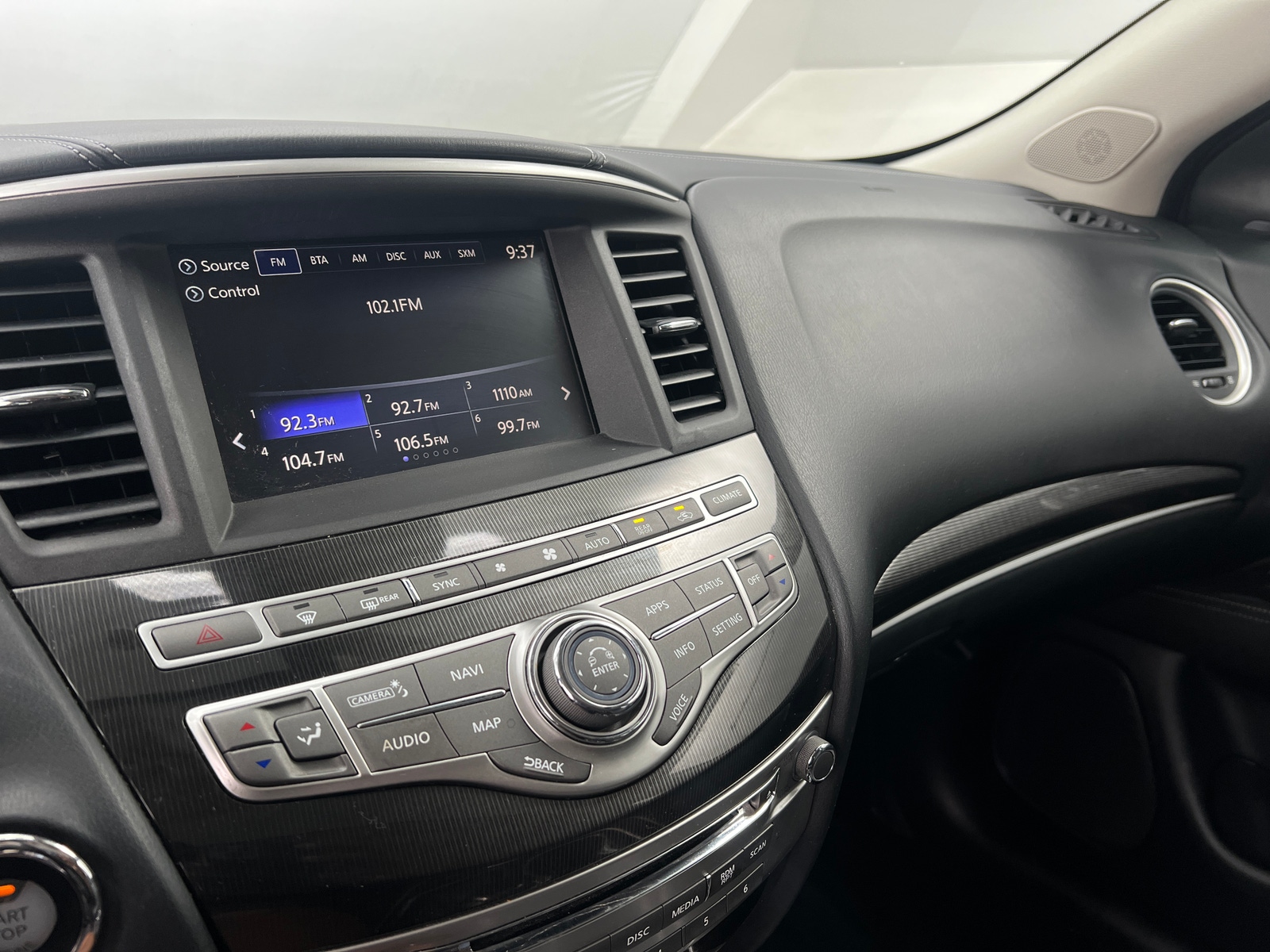 Thumbnail: 2019 INFINITI QX60 - 3