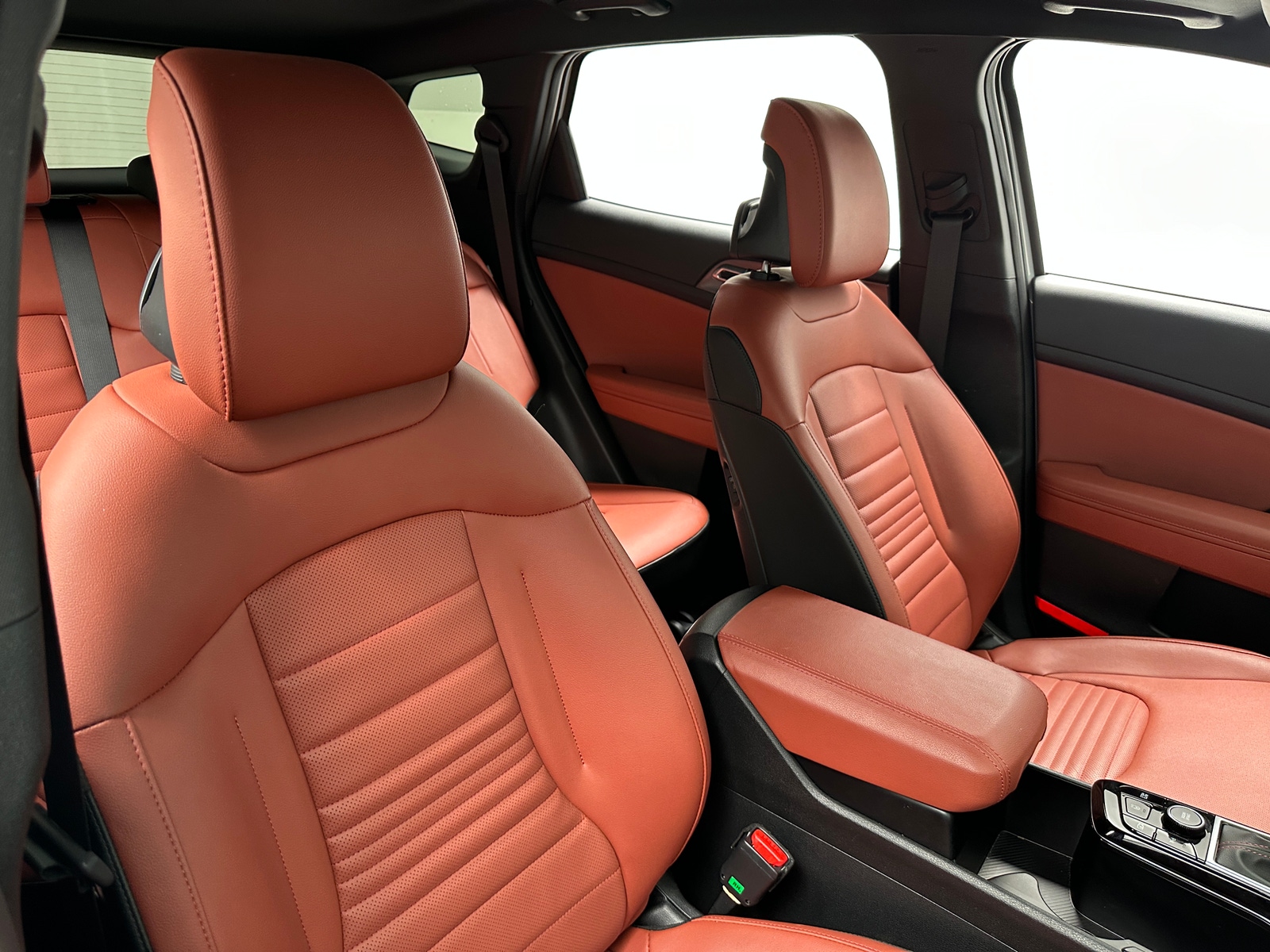 Thumbnail: 2025 Kia Sportage - 2