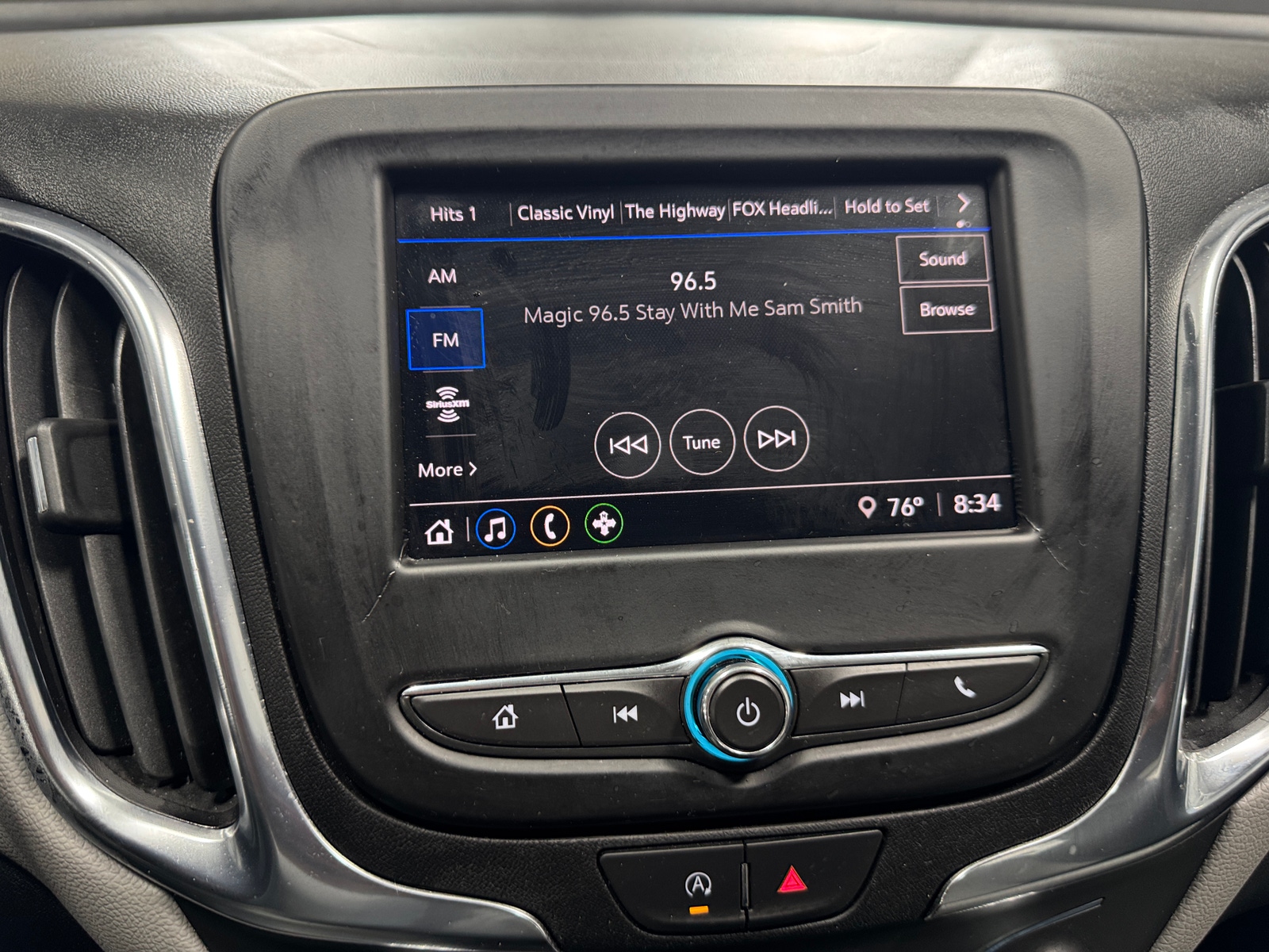 Thumbnail: 2023 Chevrolet Equinox - 4