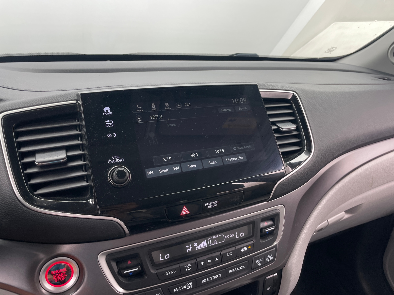 Thumbnail: 2020 Honda Pilot - 3