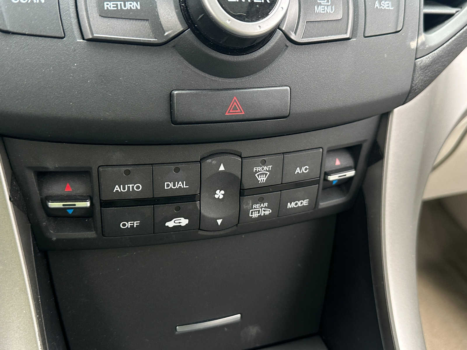 Thumbnail: 2009 Acura TSX - 3