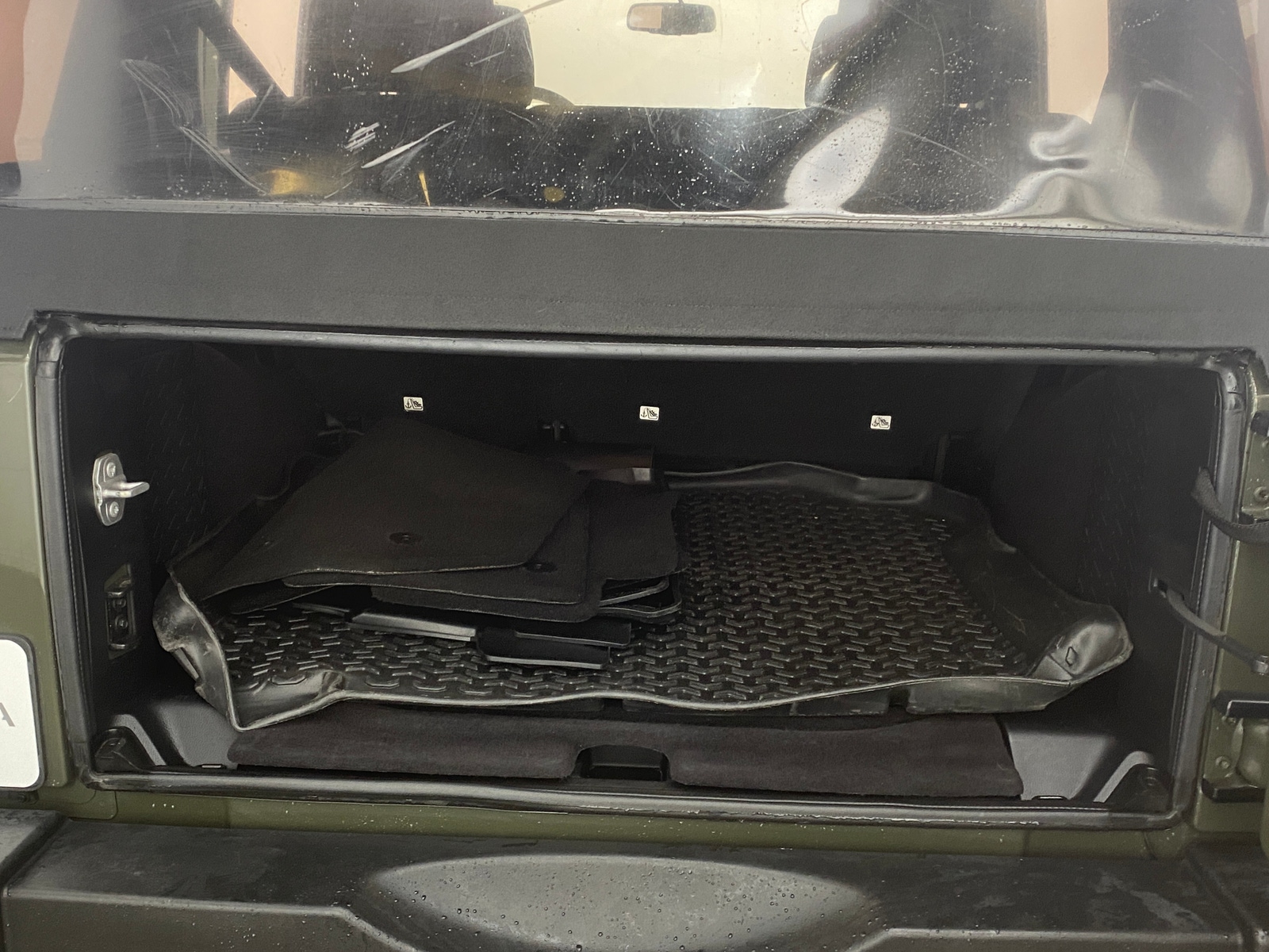 Thumbnail: 2015 Jeep Wrangler - 7