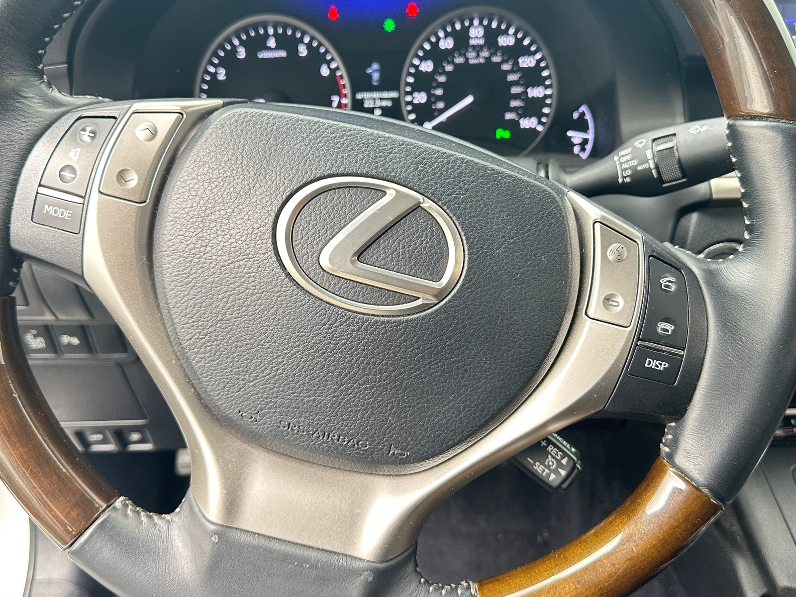 Thumbnail: 2014 Lexus ES - 4