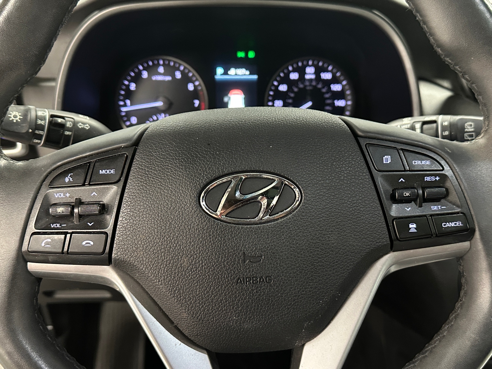 Thumbnail: 2020 Hyundai Tucson - 4