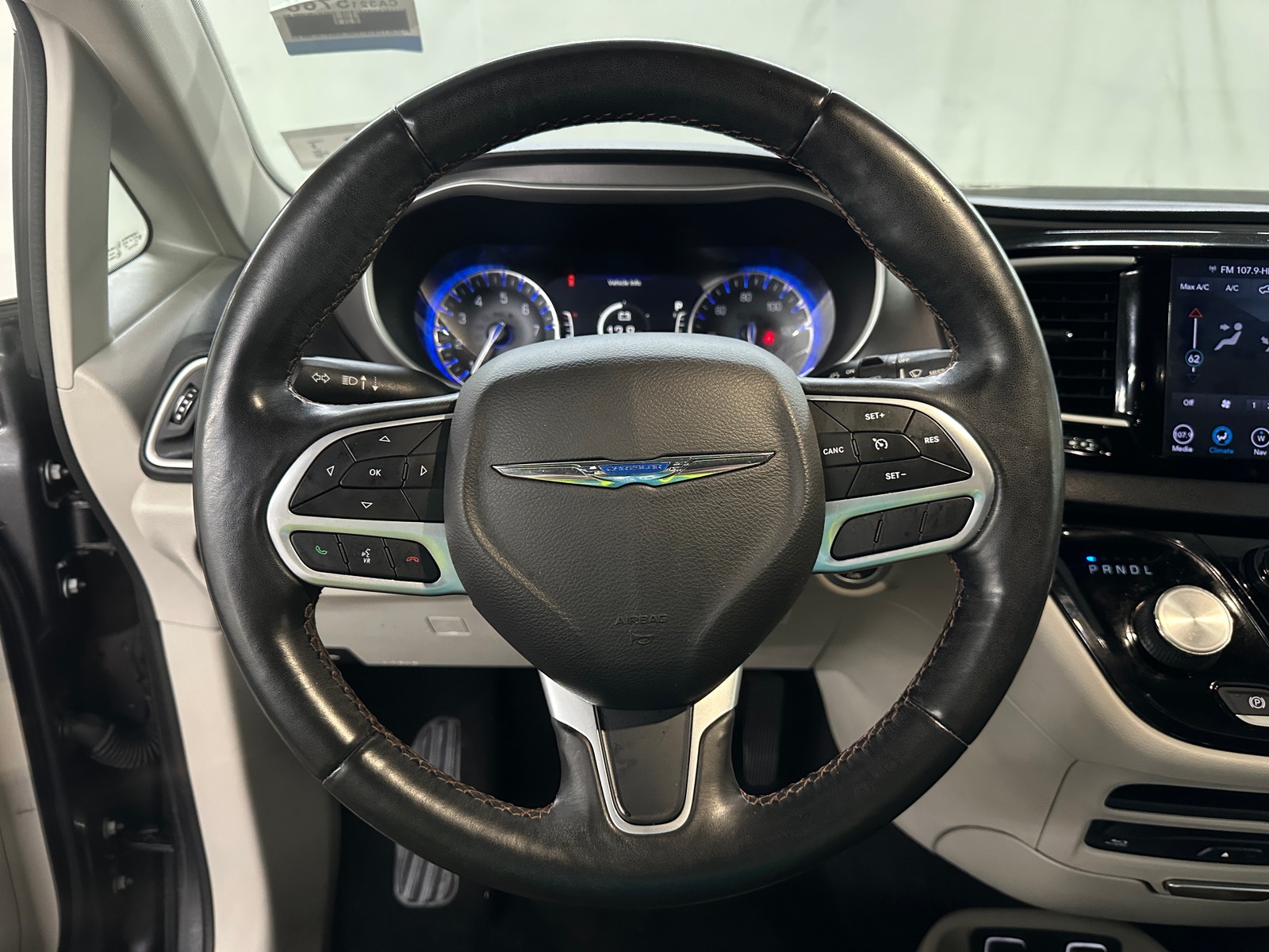 Thumbnail: 2020 Chrysler Pacifica - 4