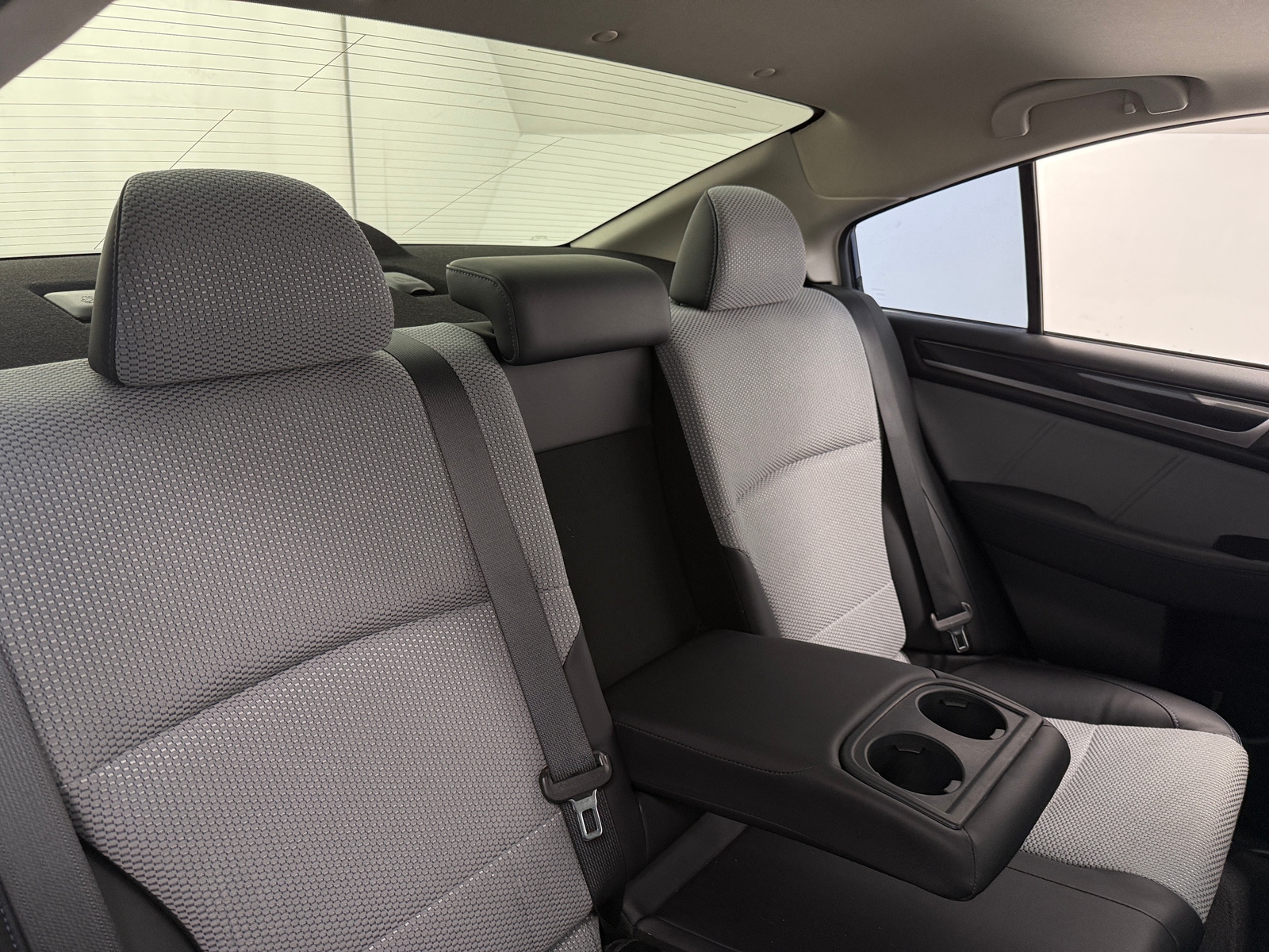 Thumbnail: 2017 Subaru Legacy - 6