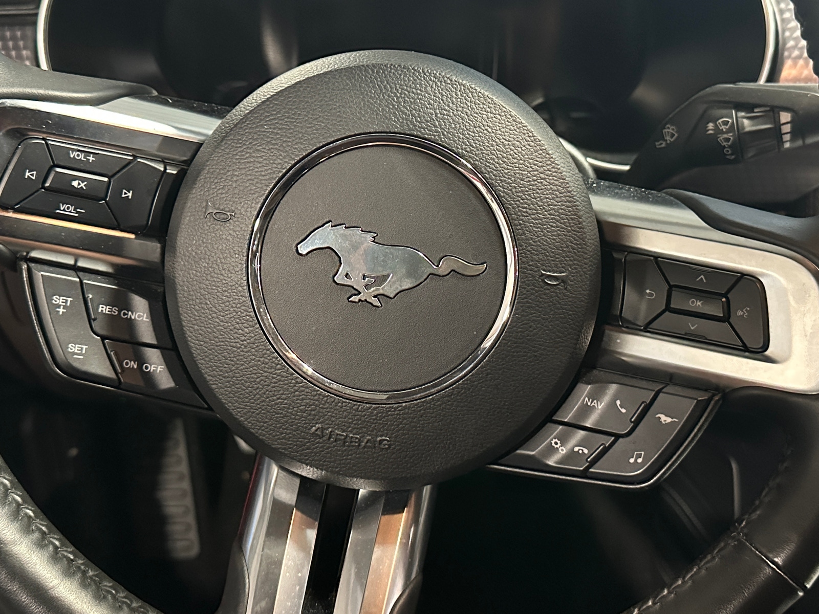 Thumbnail: 2019 Ford Mustang - 3