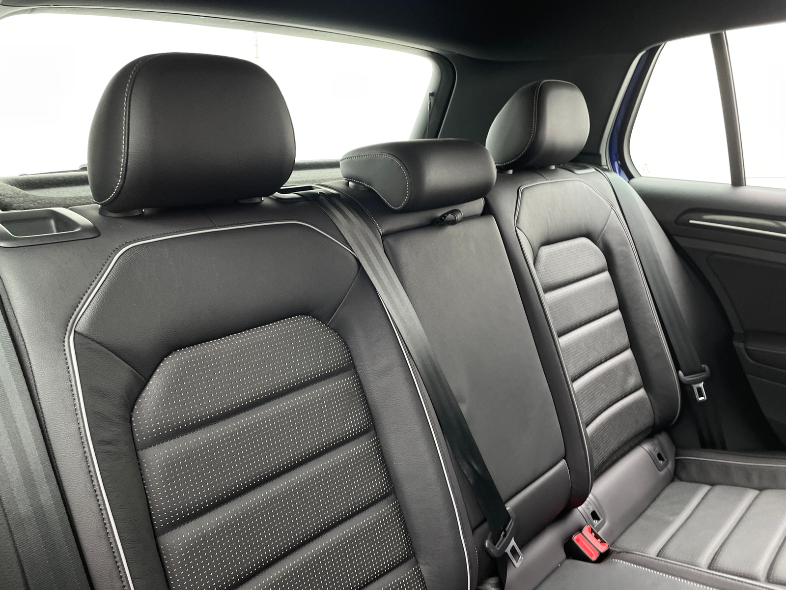 Thumbnail: 2019 Volkswagen Golf - 5