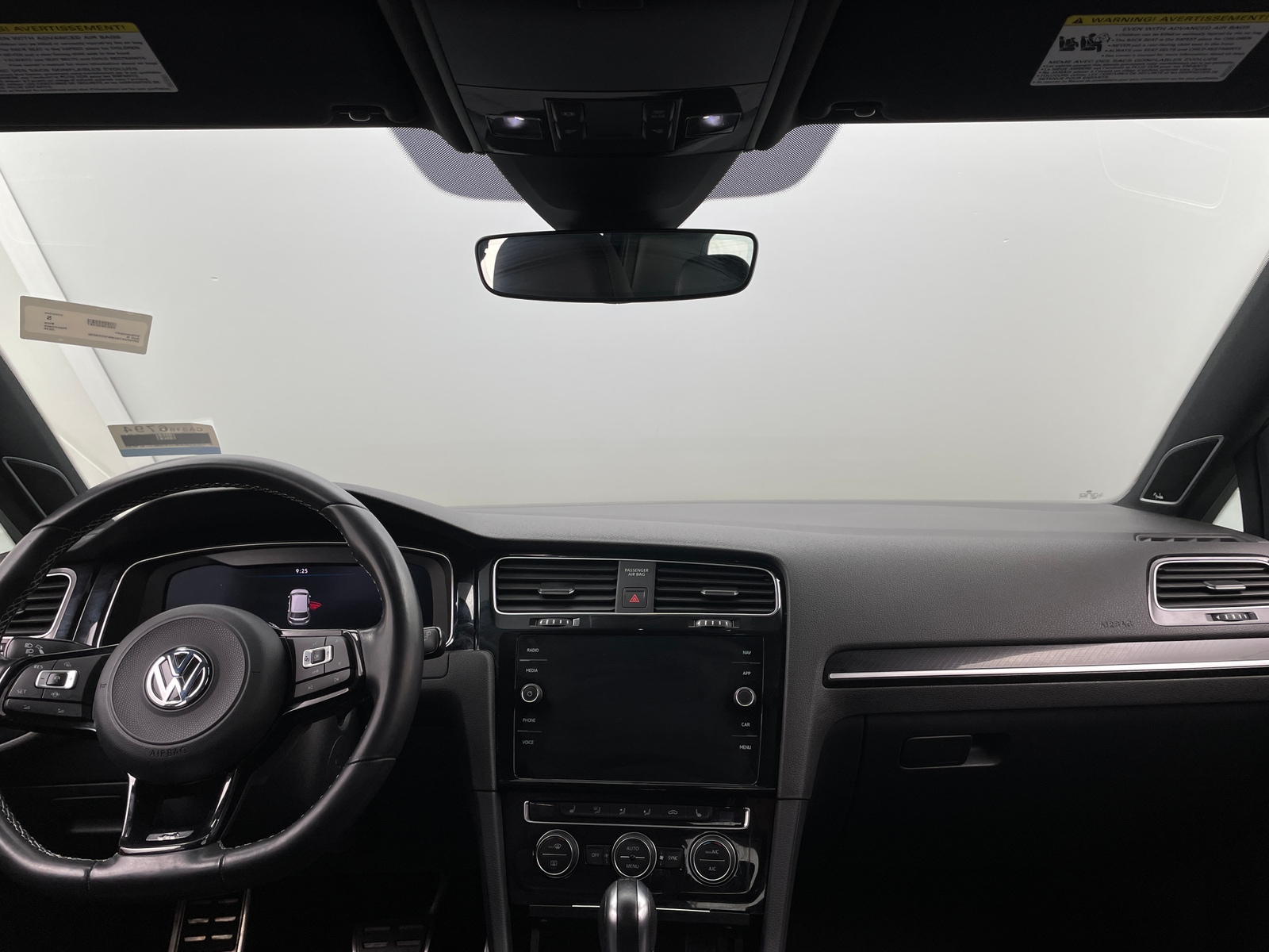 Thumbnail: 2019 Volkswagen Golf - 2
