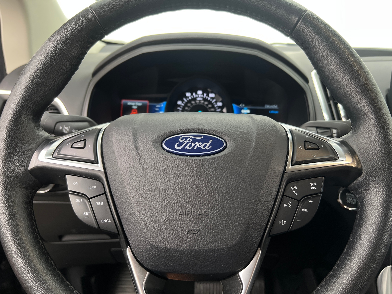 Thumbnail: 2024 Ford Edge - 4
