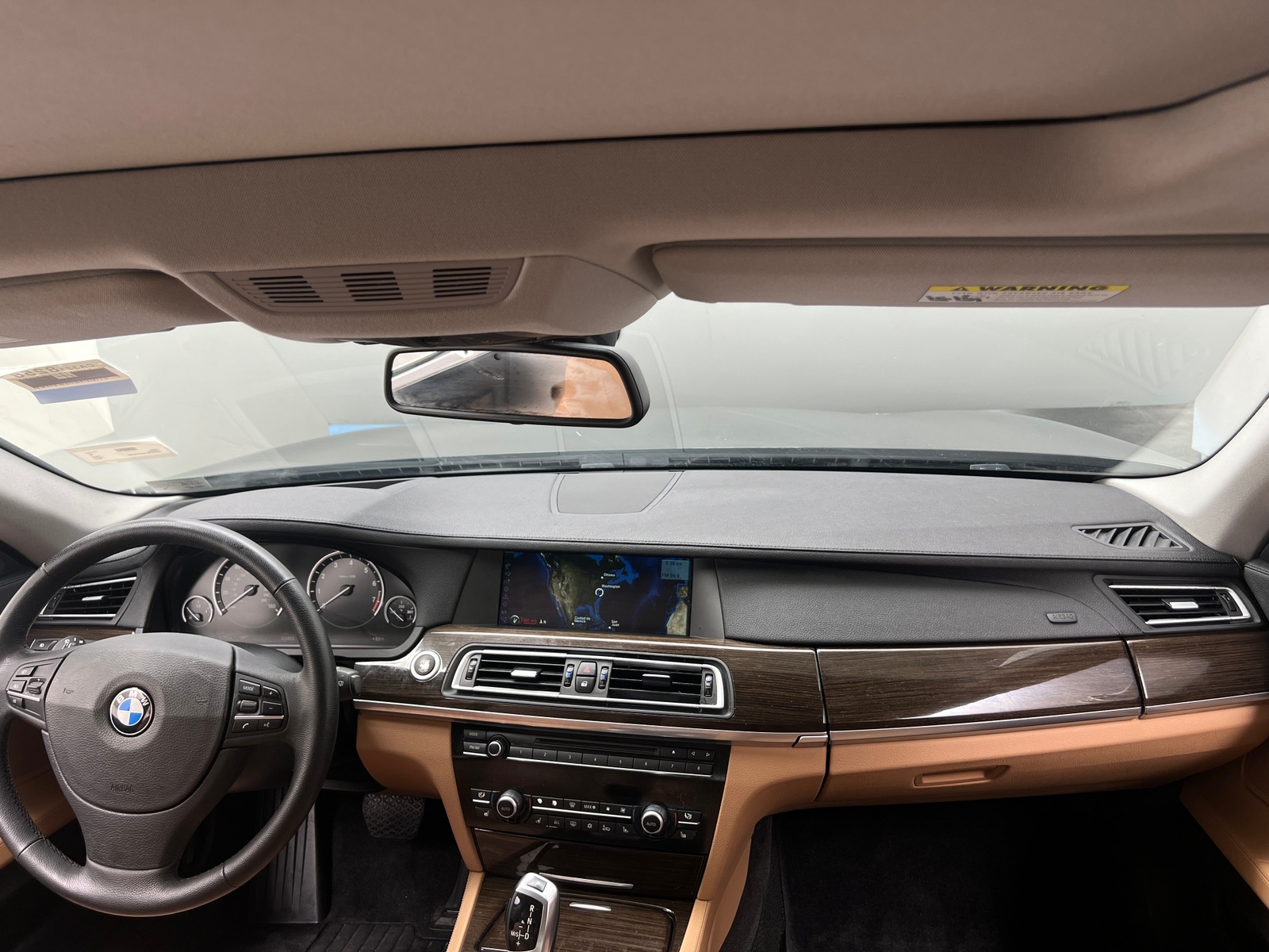 Thumbnail: 2011 BMW 7 Series - 3