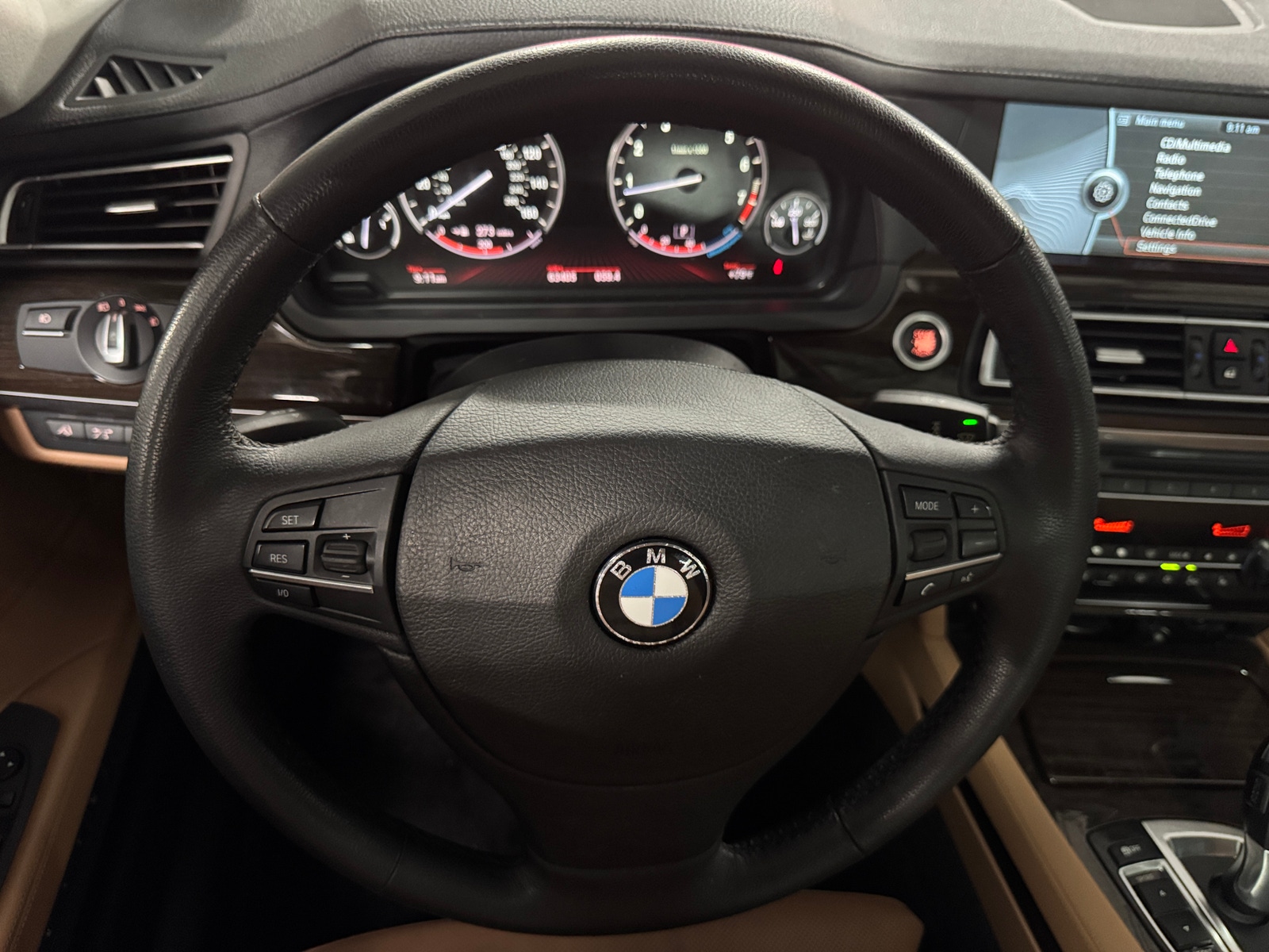 Thumbnail: 2011 BMW 7 Series - 5