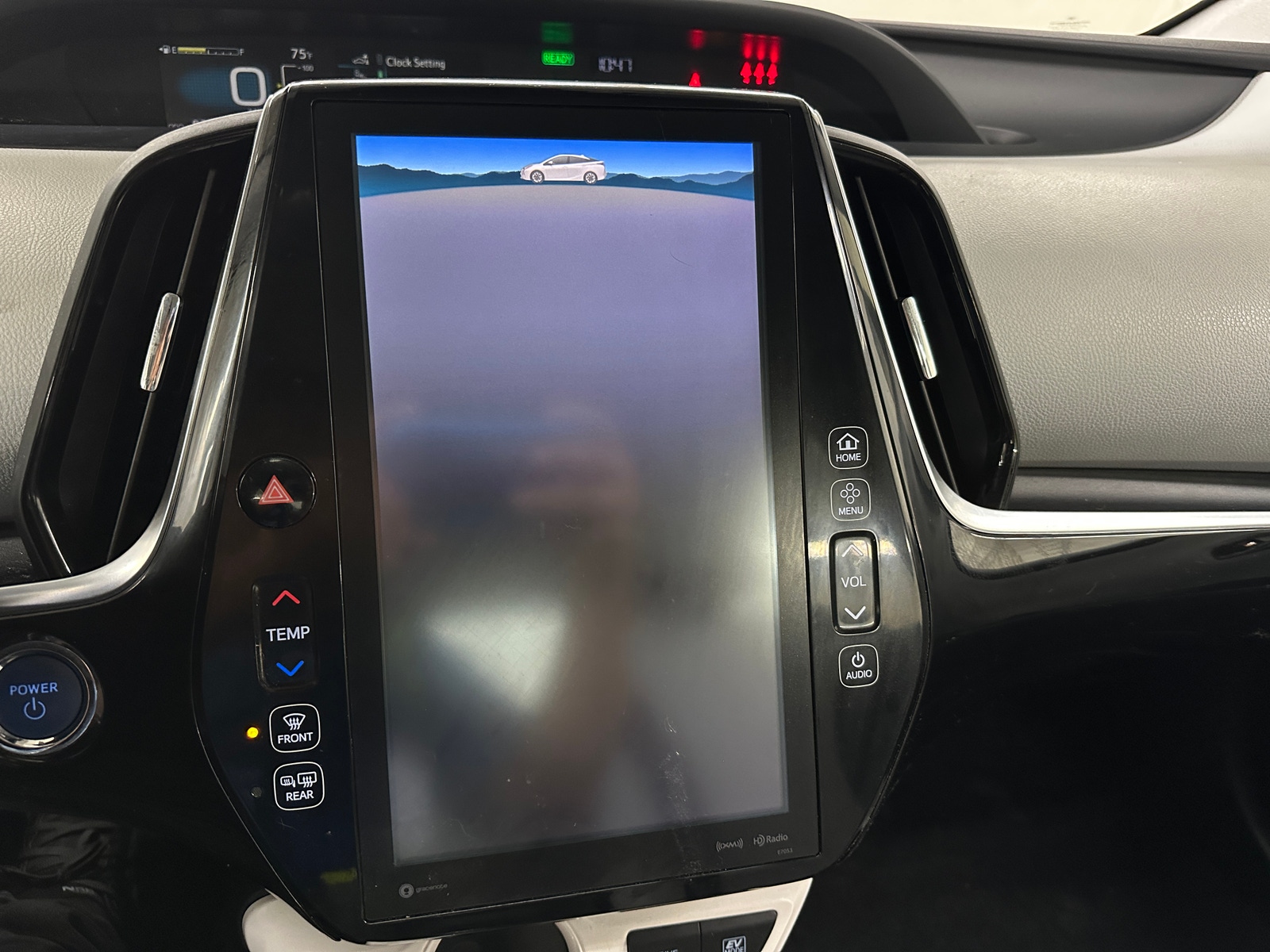 Thumbnail: 2018 Toyota Prius - 3