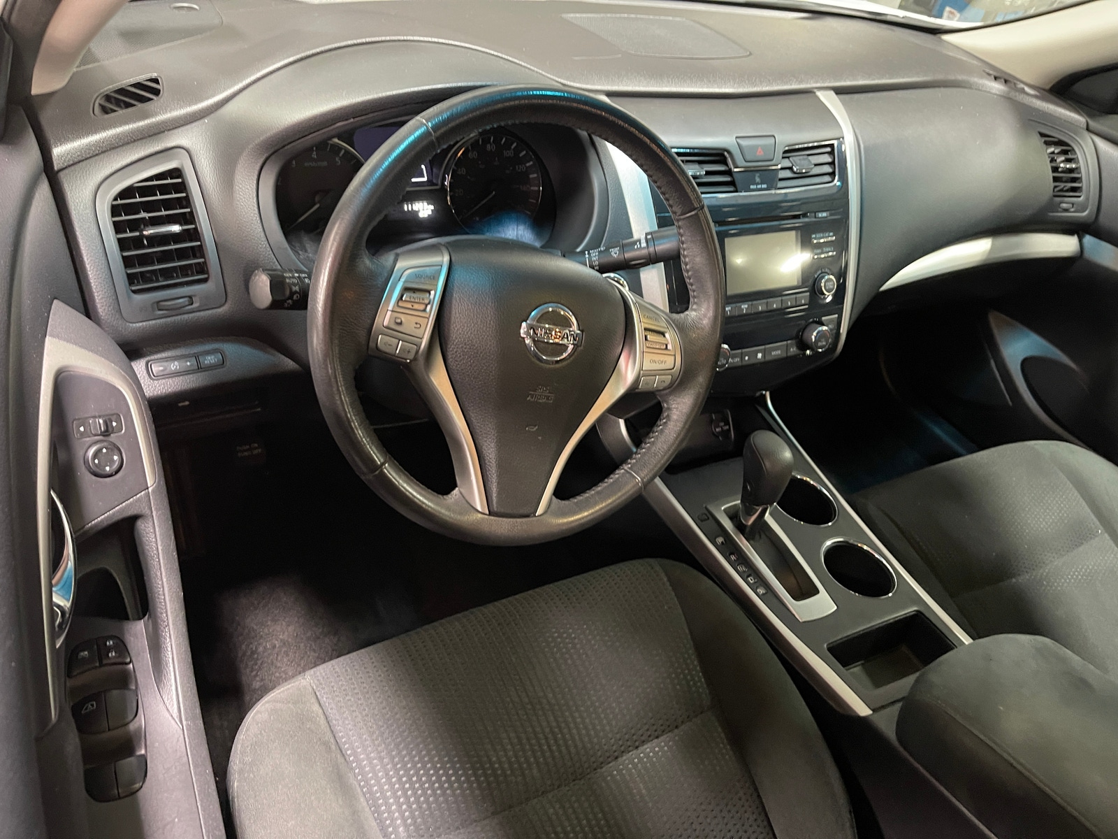 Thumbnail: 2015 Nissan Altima - 3
