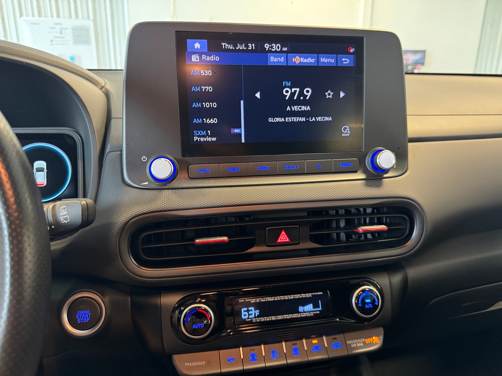 Thumbnail: 2022 Hyundai Kona - 4