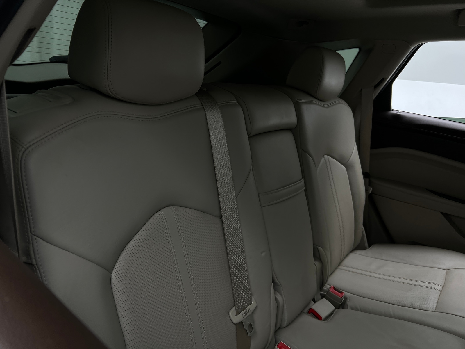 Thumbnail: 2016 Cadillac SRX - 5
