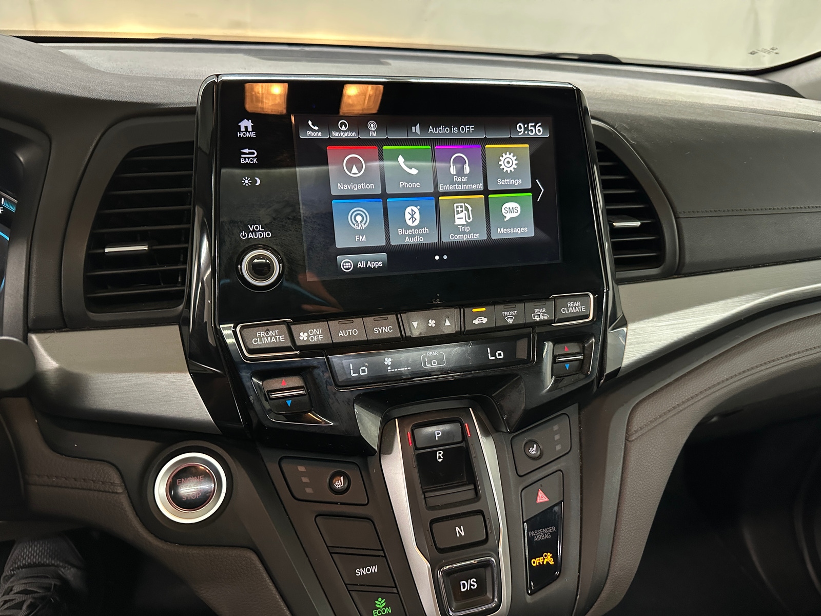 Thumbnail: 2018 Honda Odyssey - 3