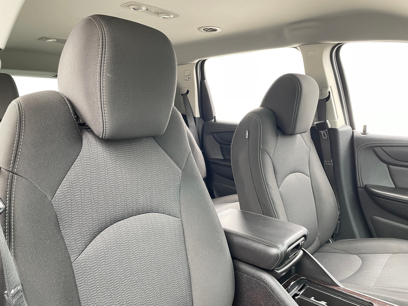 Thumbnail: 2016 Chevrolet Traverse - 2