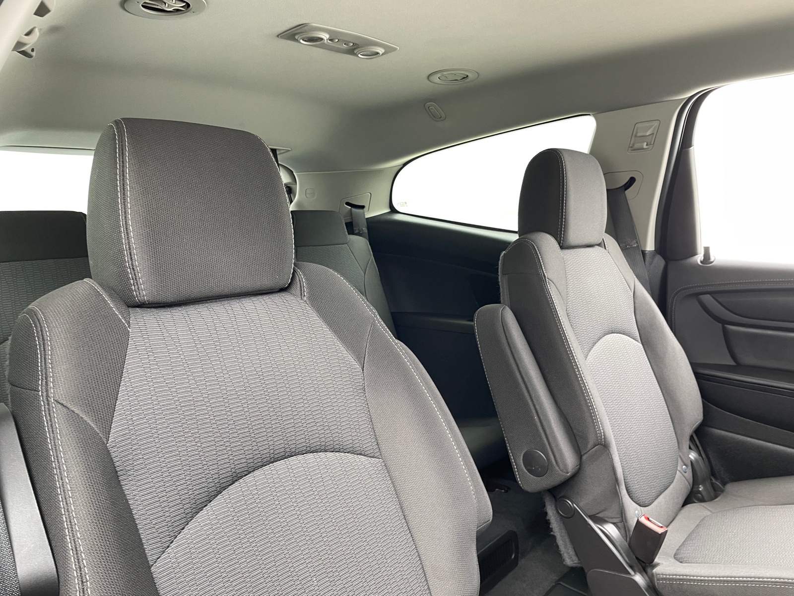 Thumbnail: 2016 Chevrolet Traverse - 6