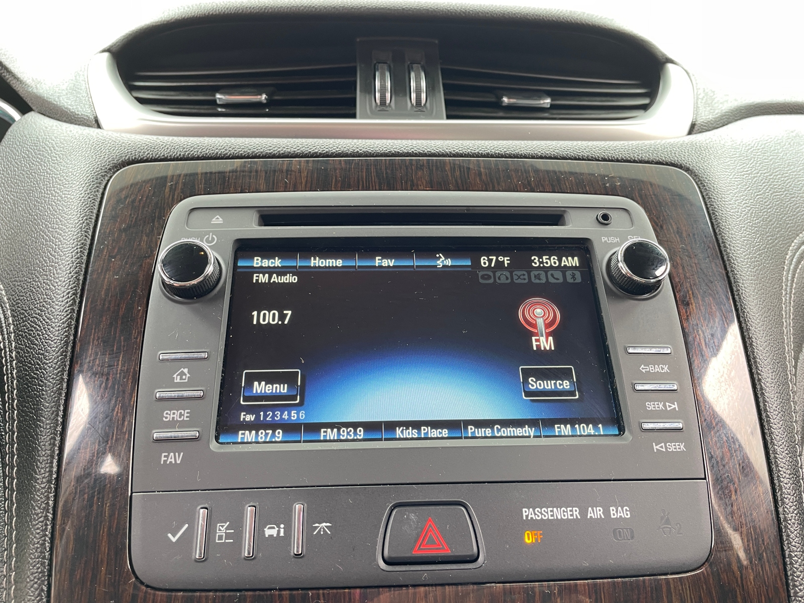 Thumbnail: 2016 Chevrolet Traverse - 4