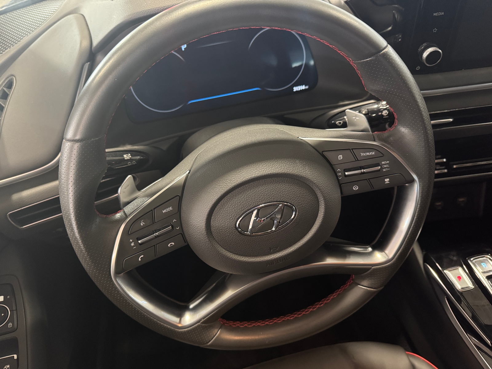 Thumbnail: 2020 Hyundai Sonata - 4