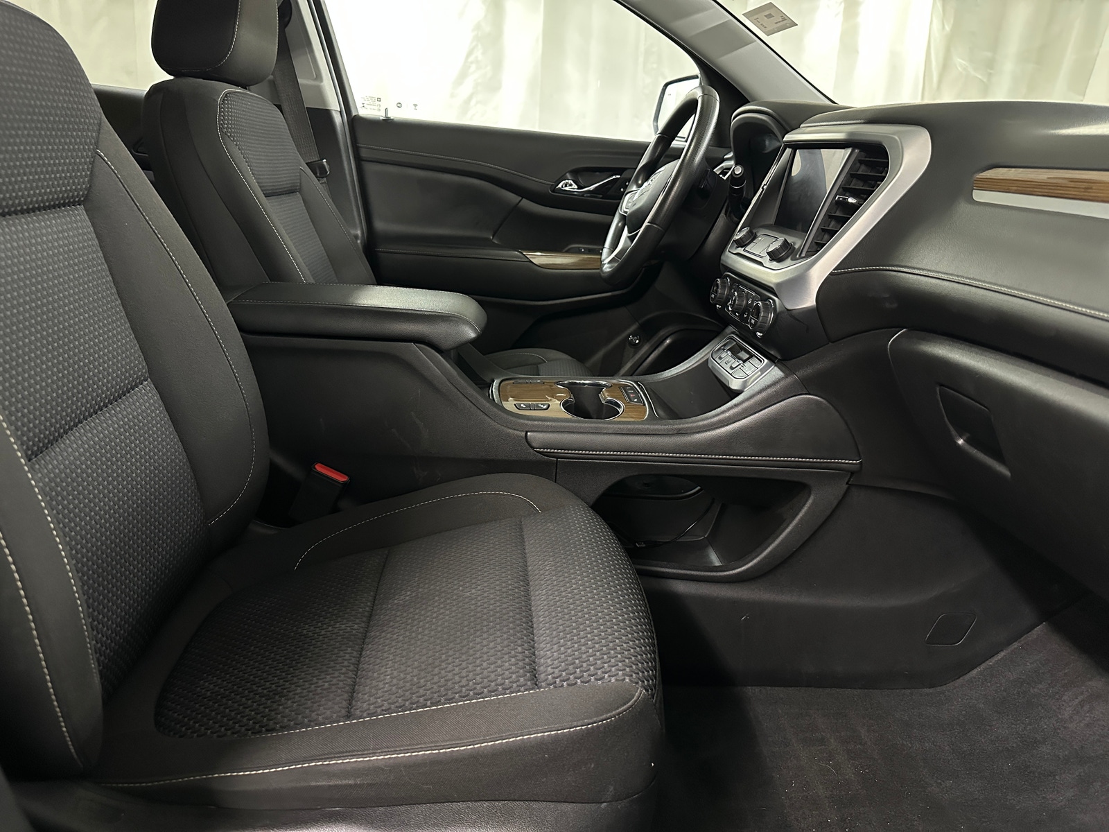 Thumbnail: 2021 GMC Acadia - 2