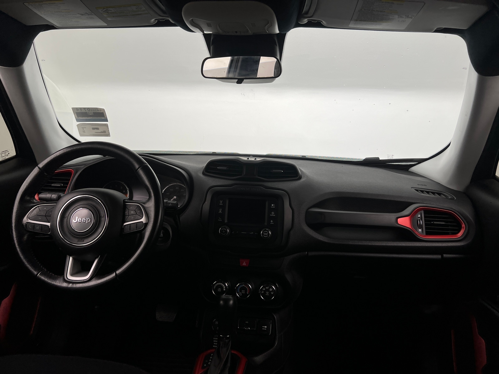 Thumbnail: 2017 Jeep Renegade - 3
