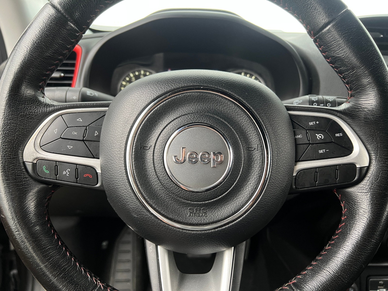 Thumbnail: 2017 Jeep Renegade - 5