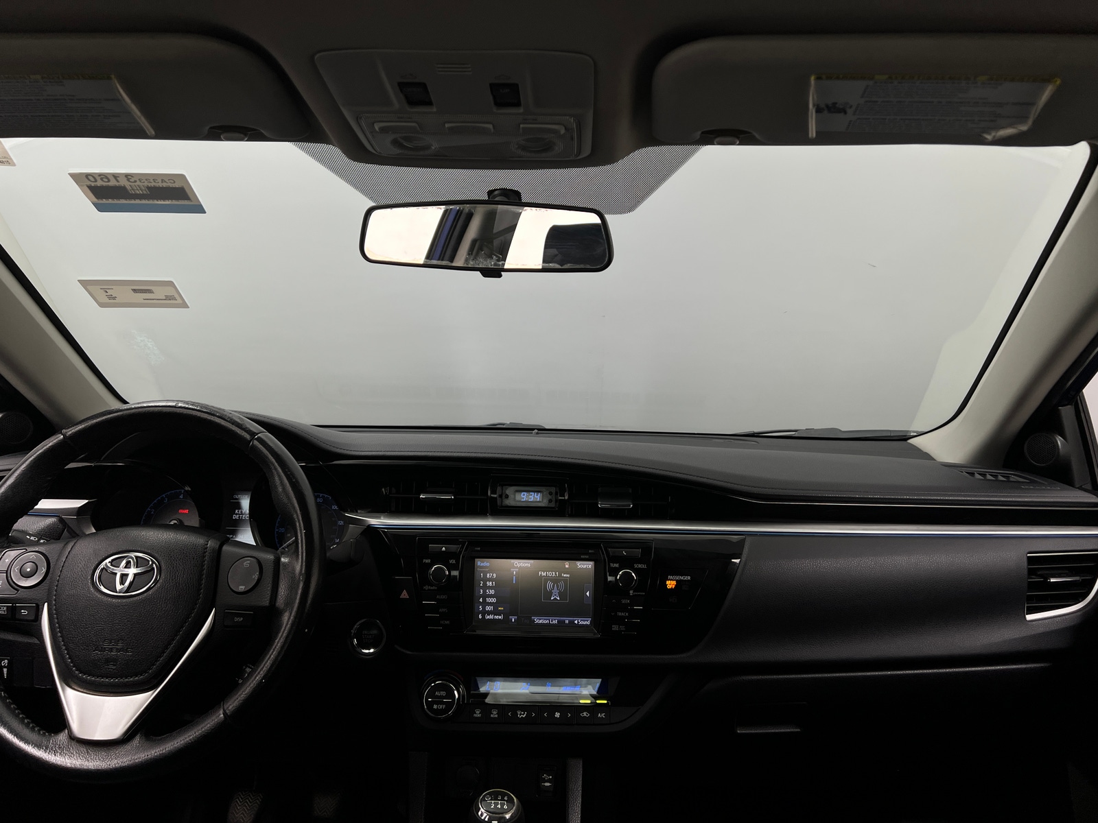 Thumbnail: 2014 Toyota Corolla - 3
