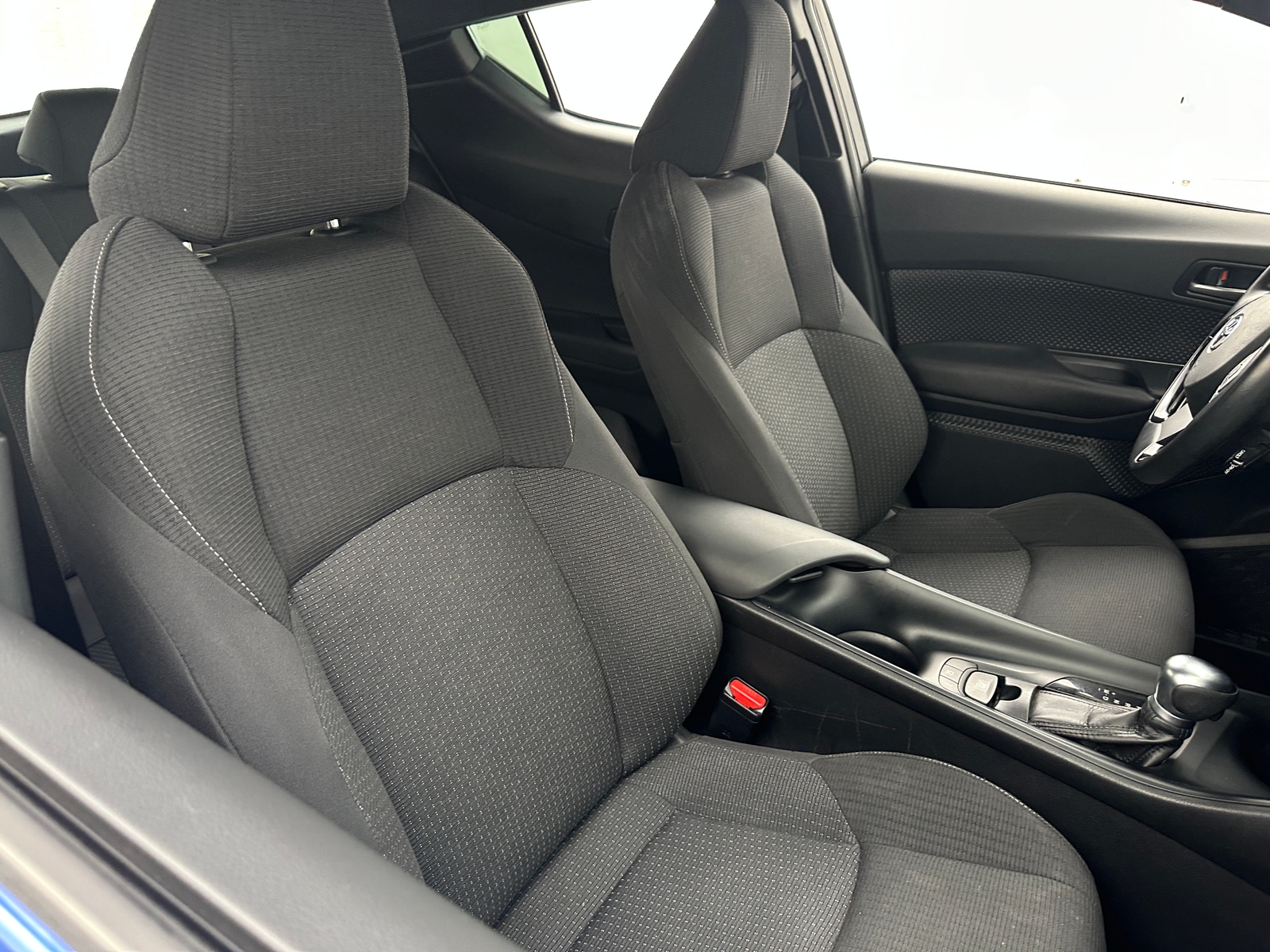Thumbnail: 2018 Toyota C-HR - 2