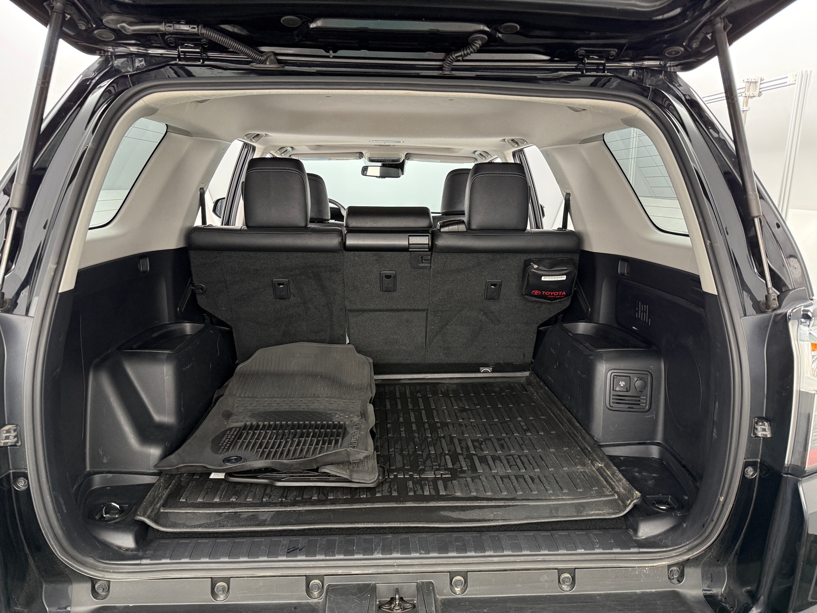 Thumbnail: 2021 Toyota 4Runner - 6