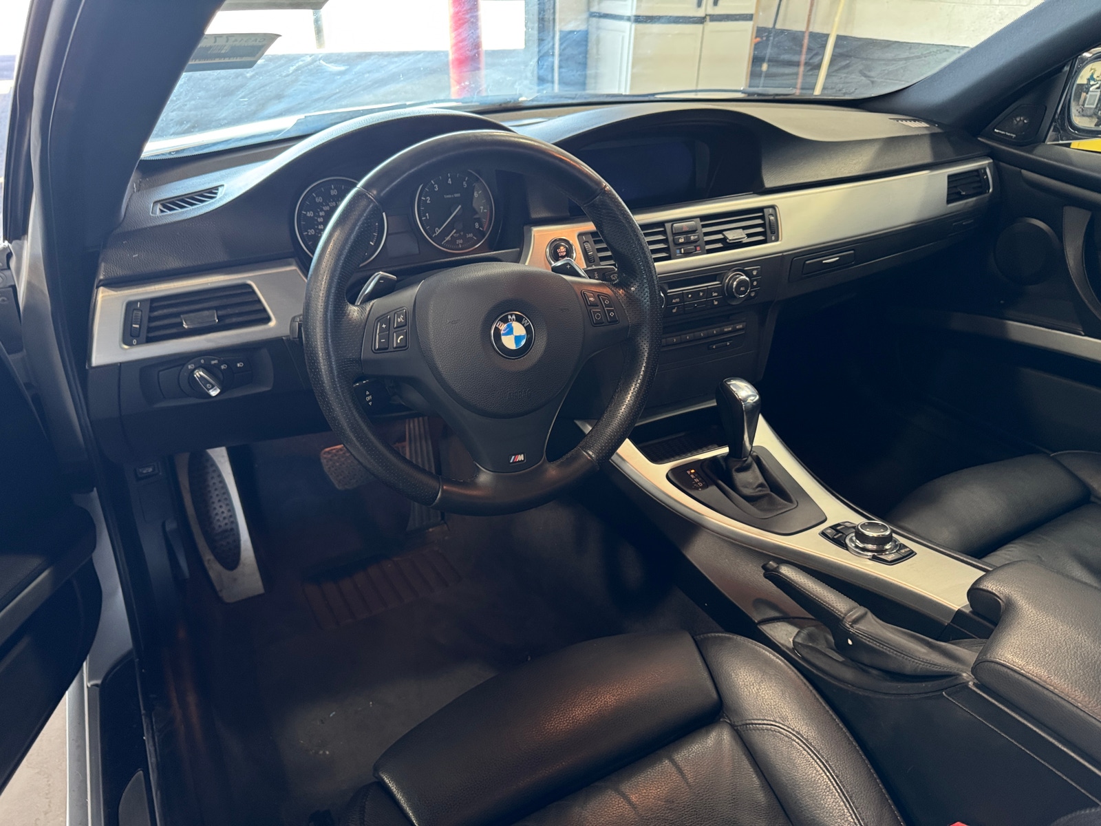 Thumbnail: 2012 BMW 3 Series - 2
