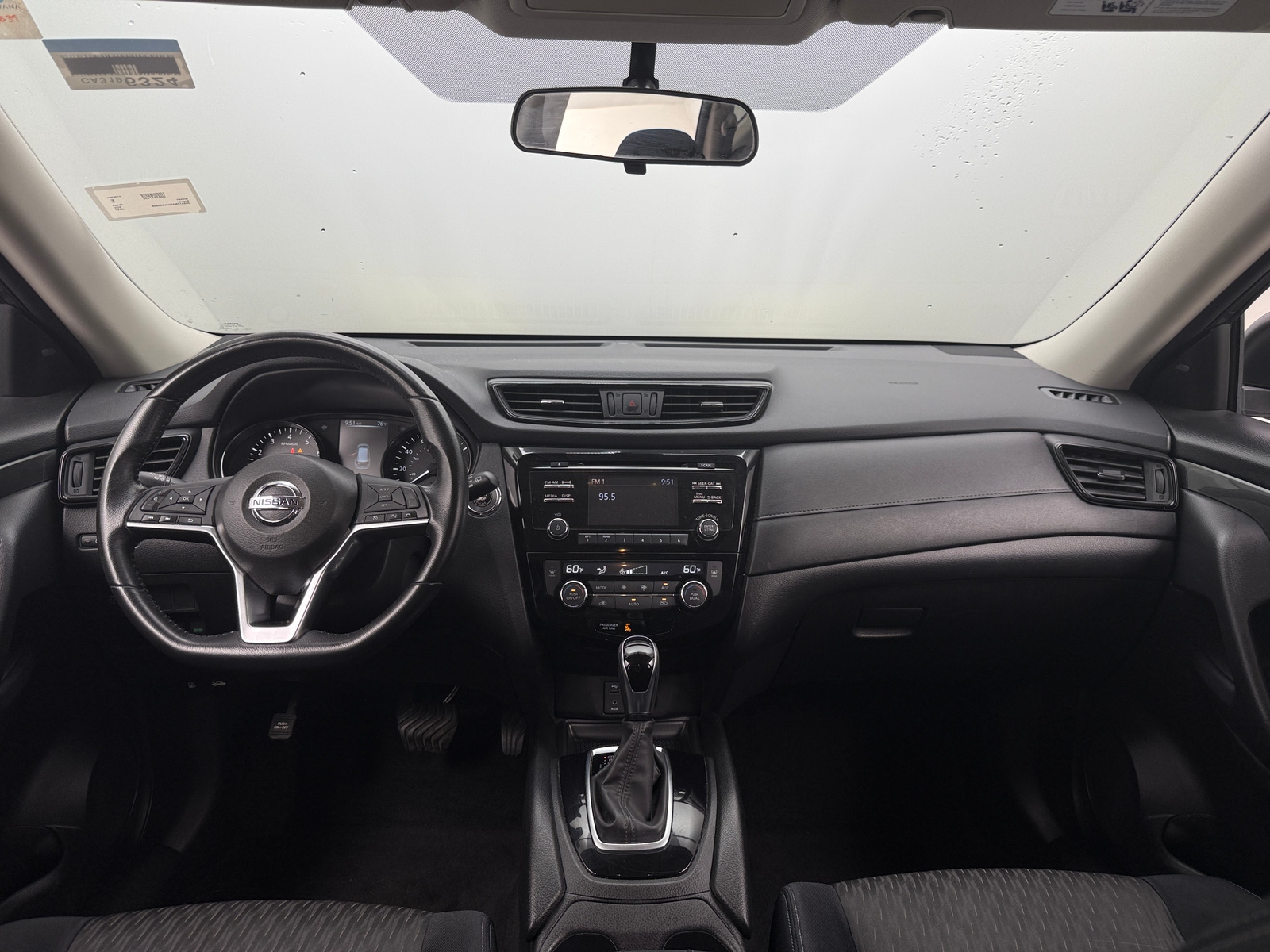 Thumbnail: 2017 Nissan Rogue - 3