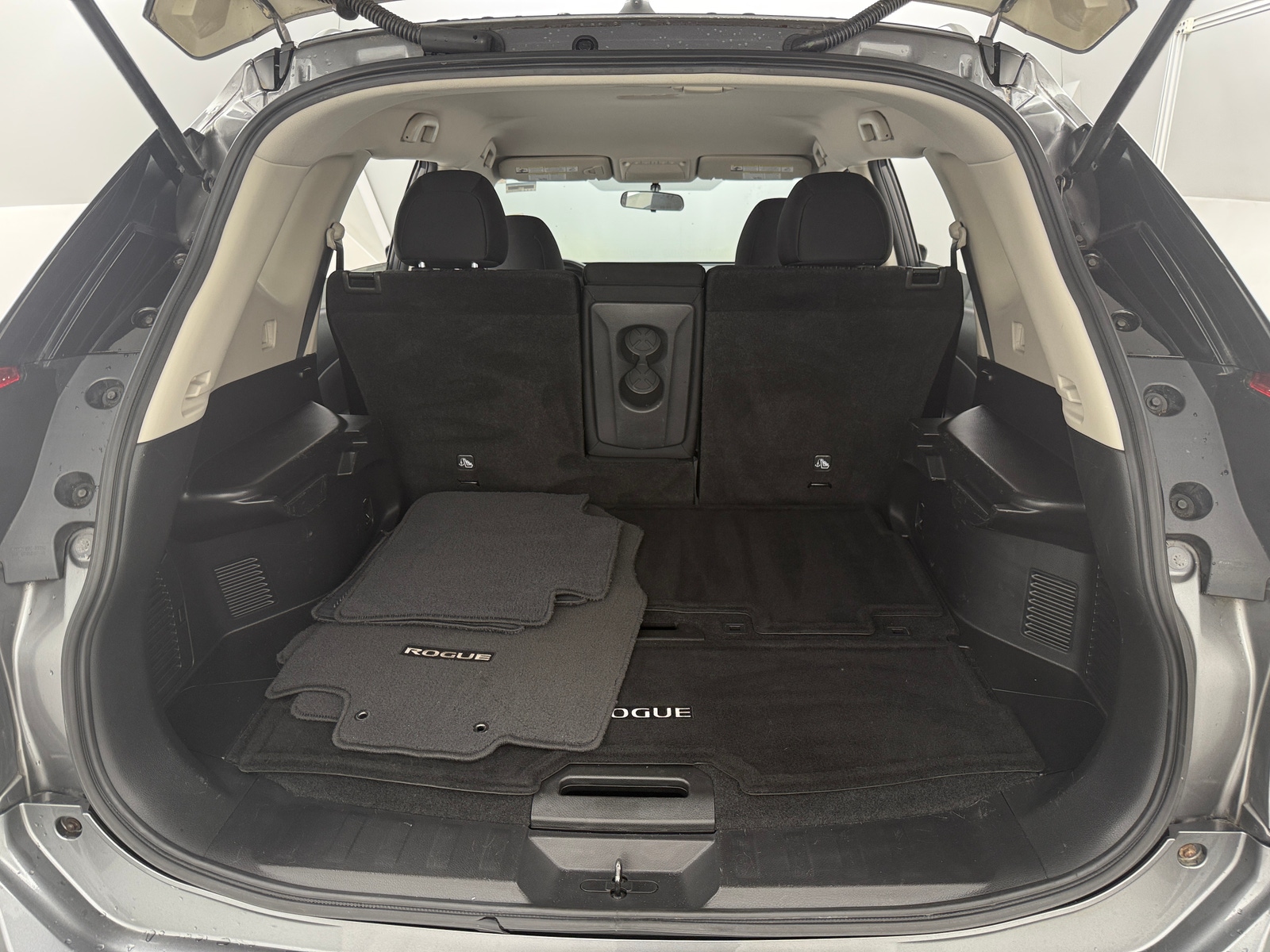 Thumbnail: 2017 Nissan Rogue - 7