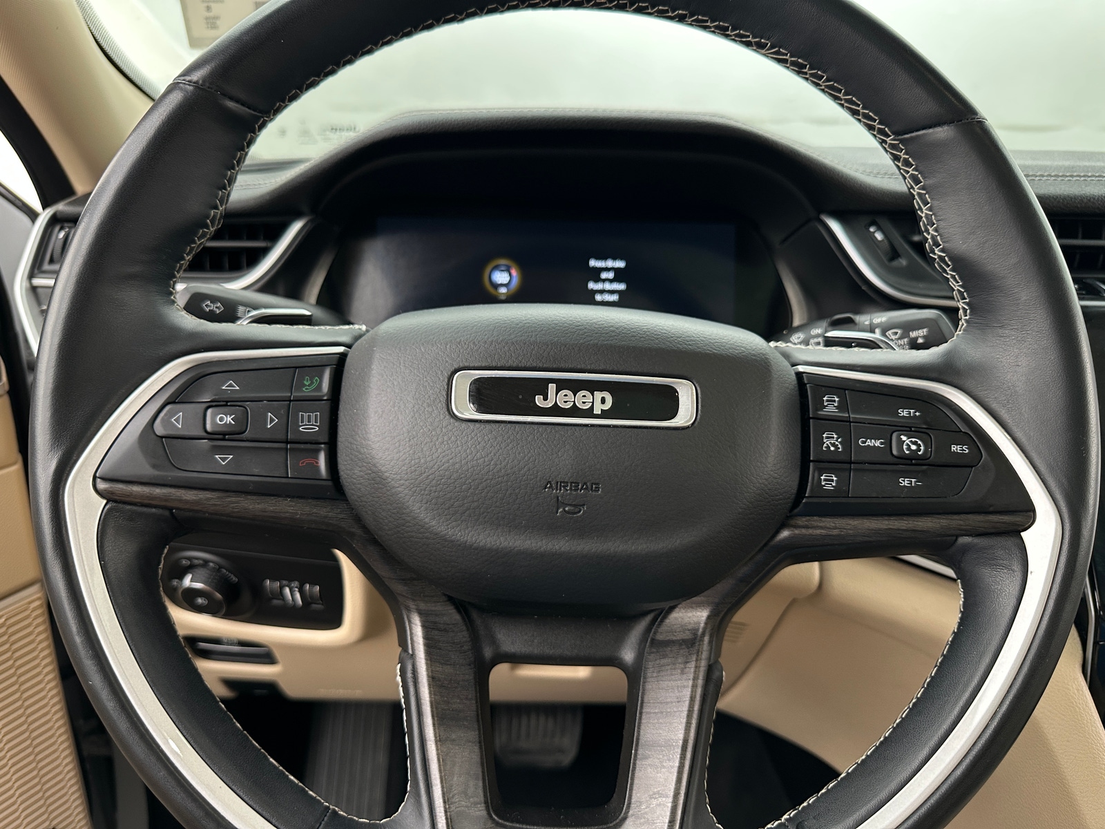 Thumbnail: 2021 Jeep Grand Cherokee L - 4