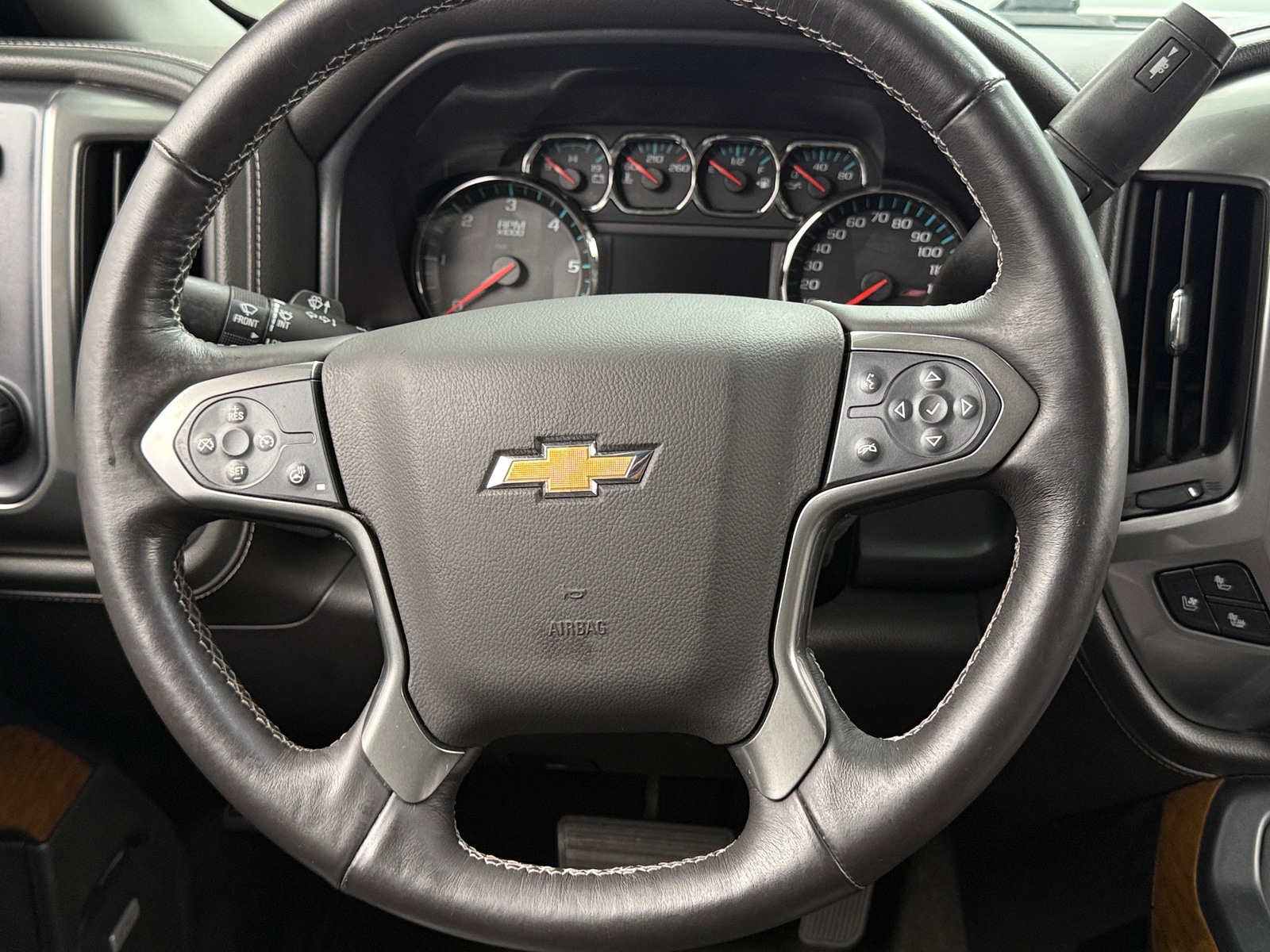 Thumbnail: 2016 Chevrolet Silverado 1500 - 4