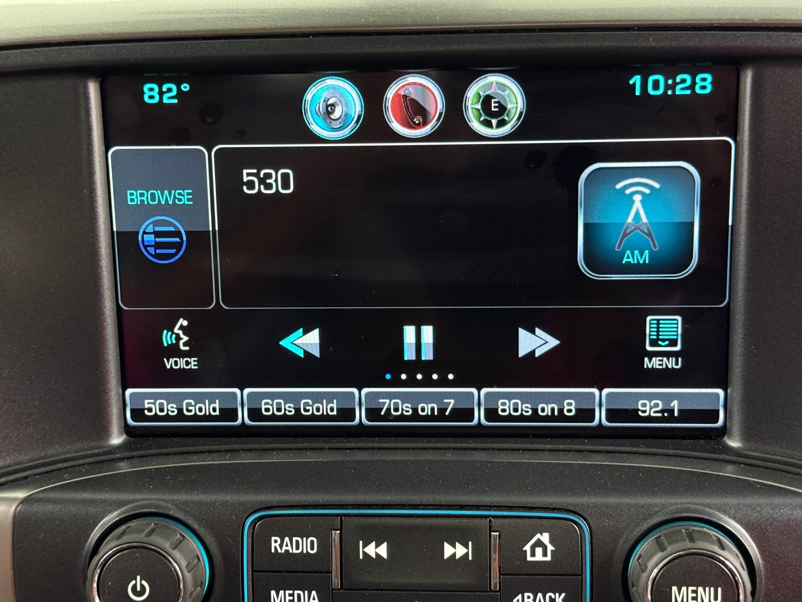 Thumbnail: 2016 Chevrolet Silverado 1500 - 3