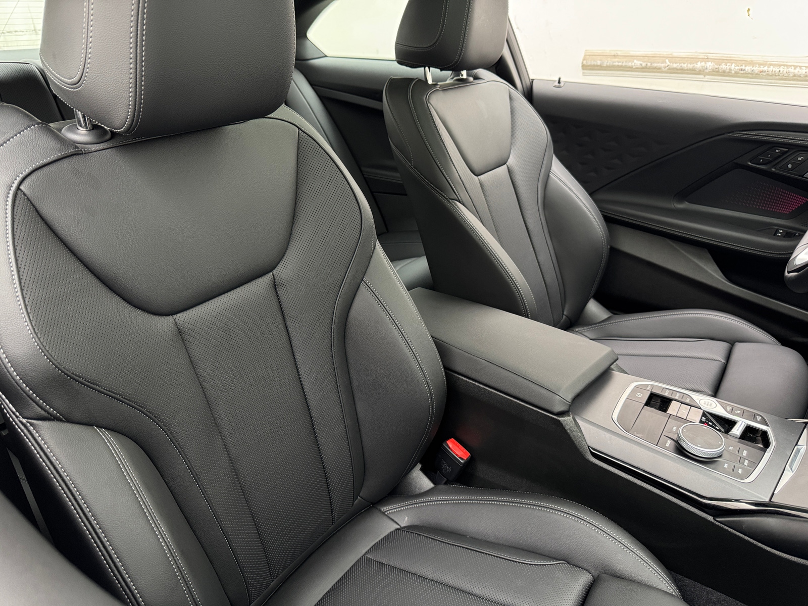 Thumbnail: 2024 BMW 2 Series - 2