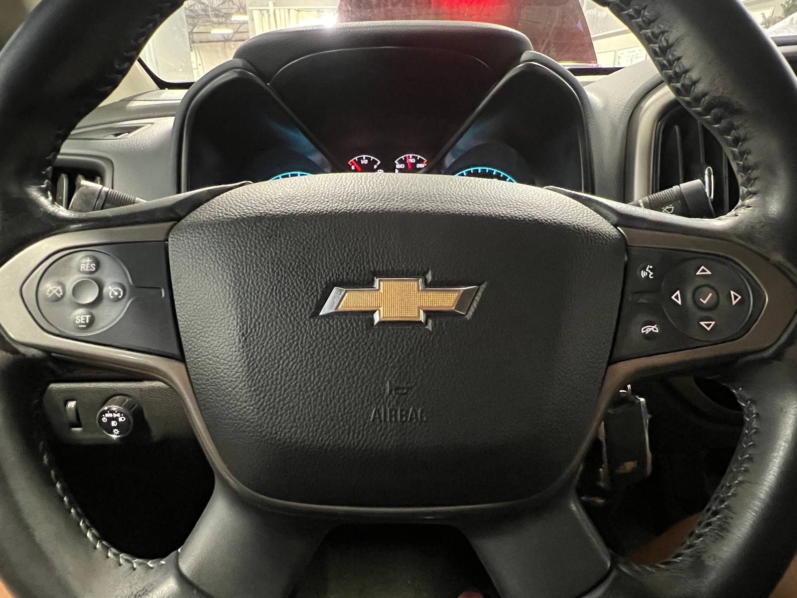 Thumbnail: 2016 Chevrolet Colorado - 4