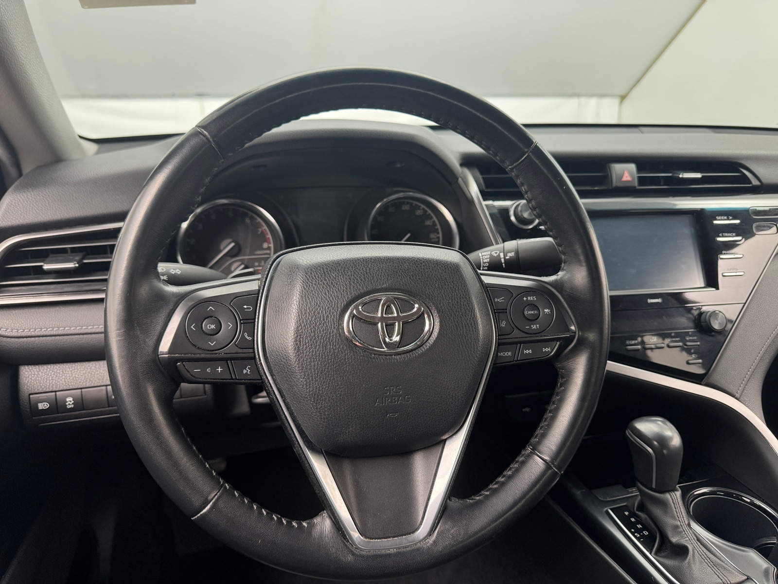 Thumbnail: 2020 Toyota Camry - 4