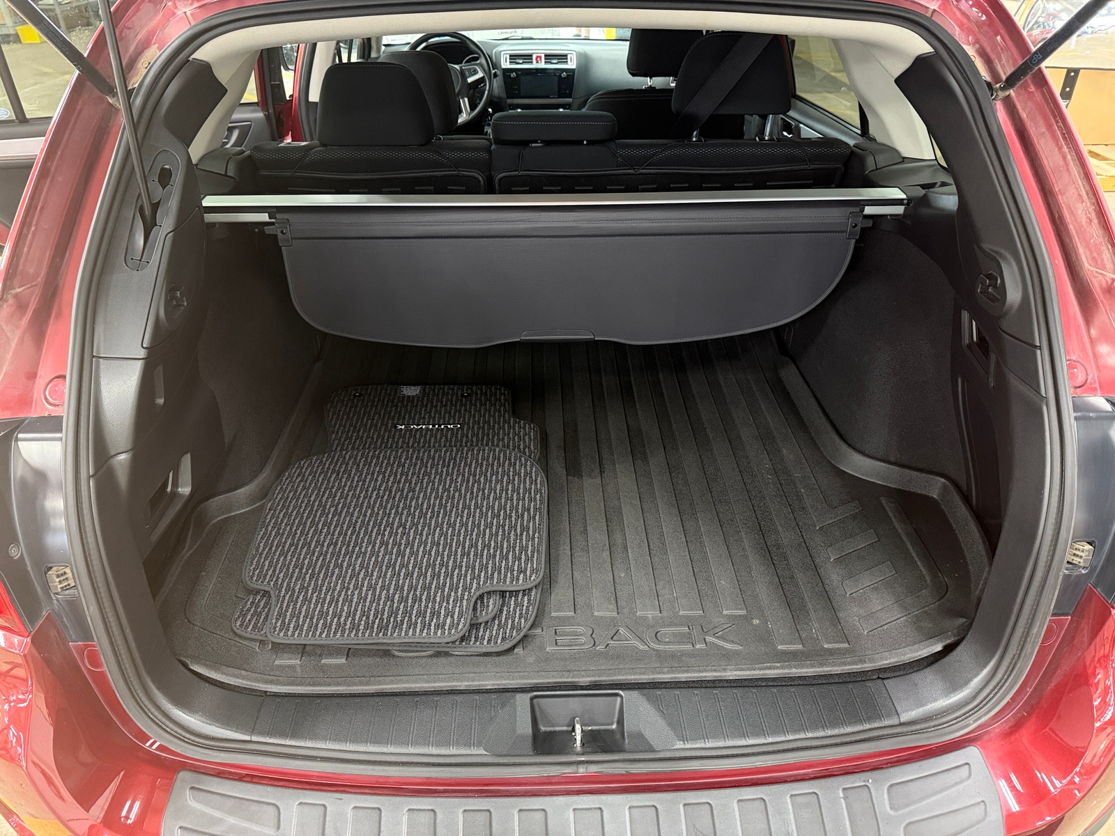 Thumbnail: 2017 Subaru Outback - 7