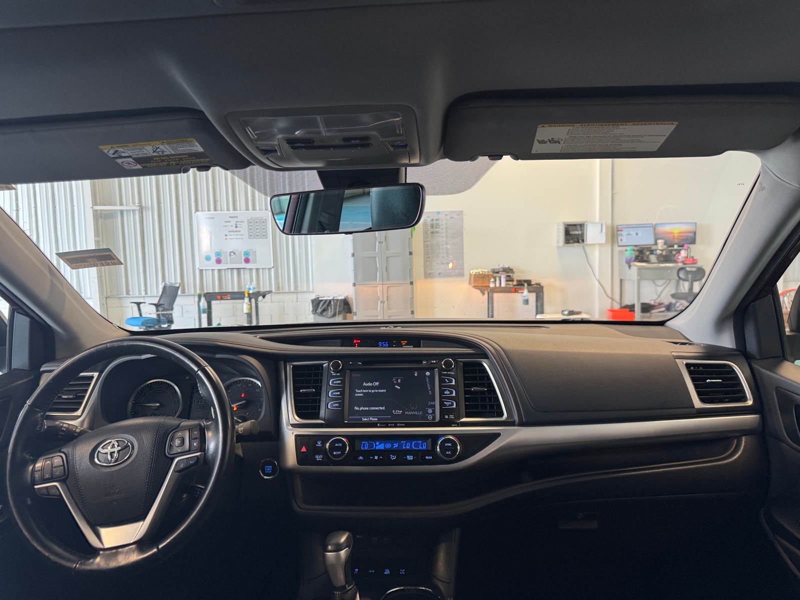Thumbnail: 2018 Toyota Highlander - 3