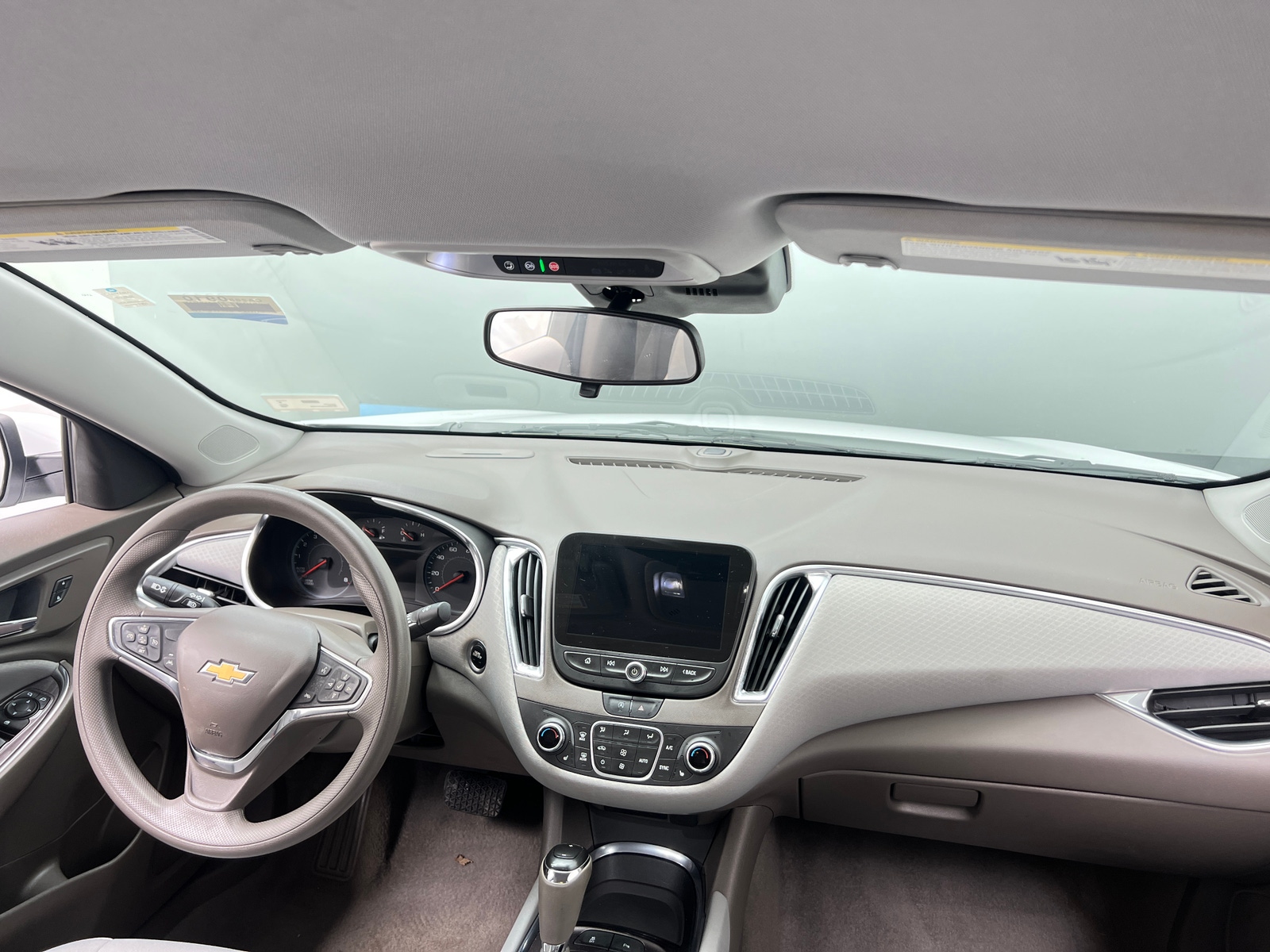 Thumbnail: 2020 Chevrolet Malibu - 3